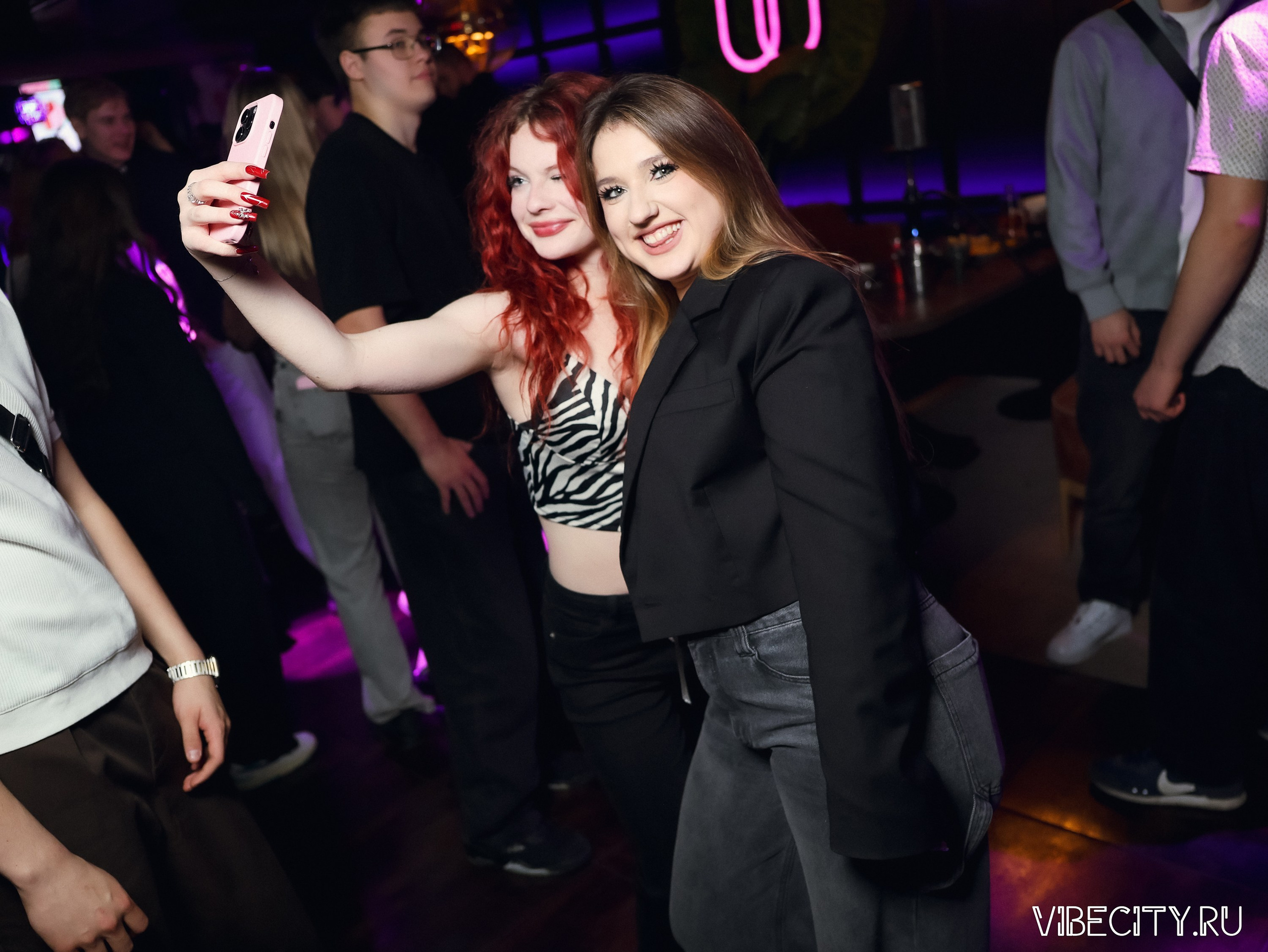 DOUBLE U. VIBECITY.RU Вайб Сити Ру Фоторепортажи Фотоотчеты Калининград