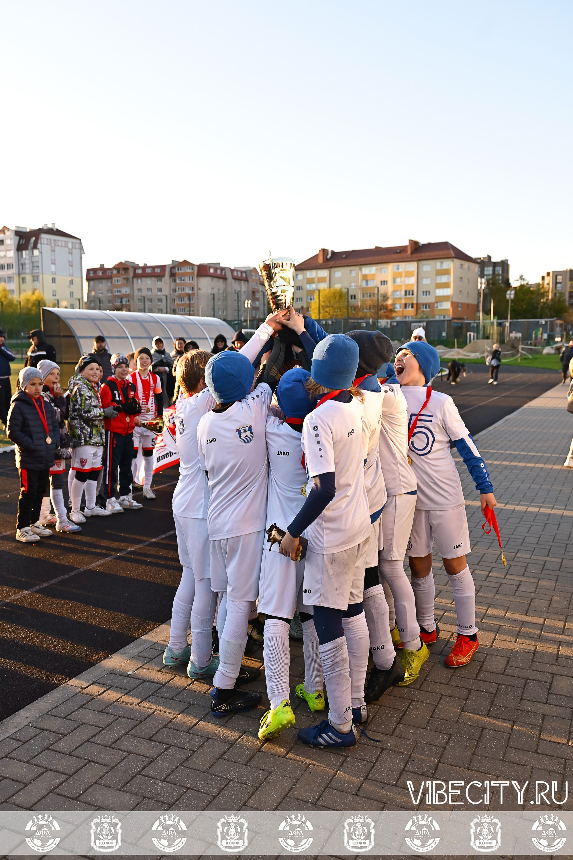 XIV ВСЕРОССИЙСКИЙ ФУТБОЛЬНЫЙ ФЕСТИВАЛЬ «ЗАГРУЗИ СЕБЯ ФУТБОЛОМ!». VIBECITY.RU Вайб Сити Ру Фоторепортажи Фотоотчеты Калининград