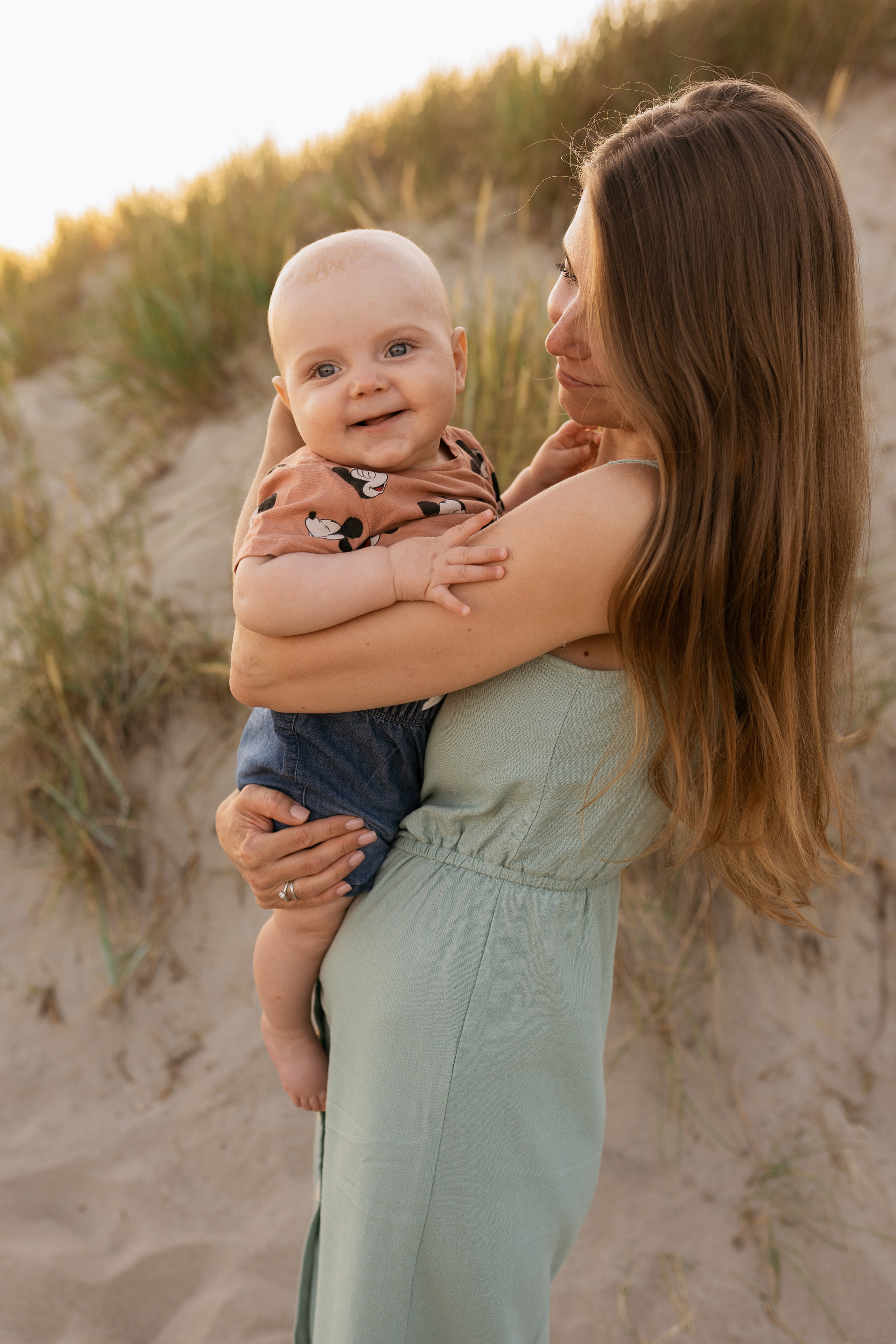 Галя Костя Федя Саша. Фотограф в Калининграде Саша Наместникова