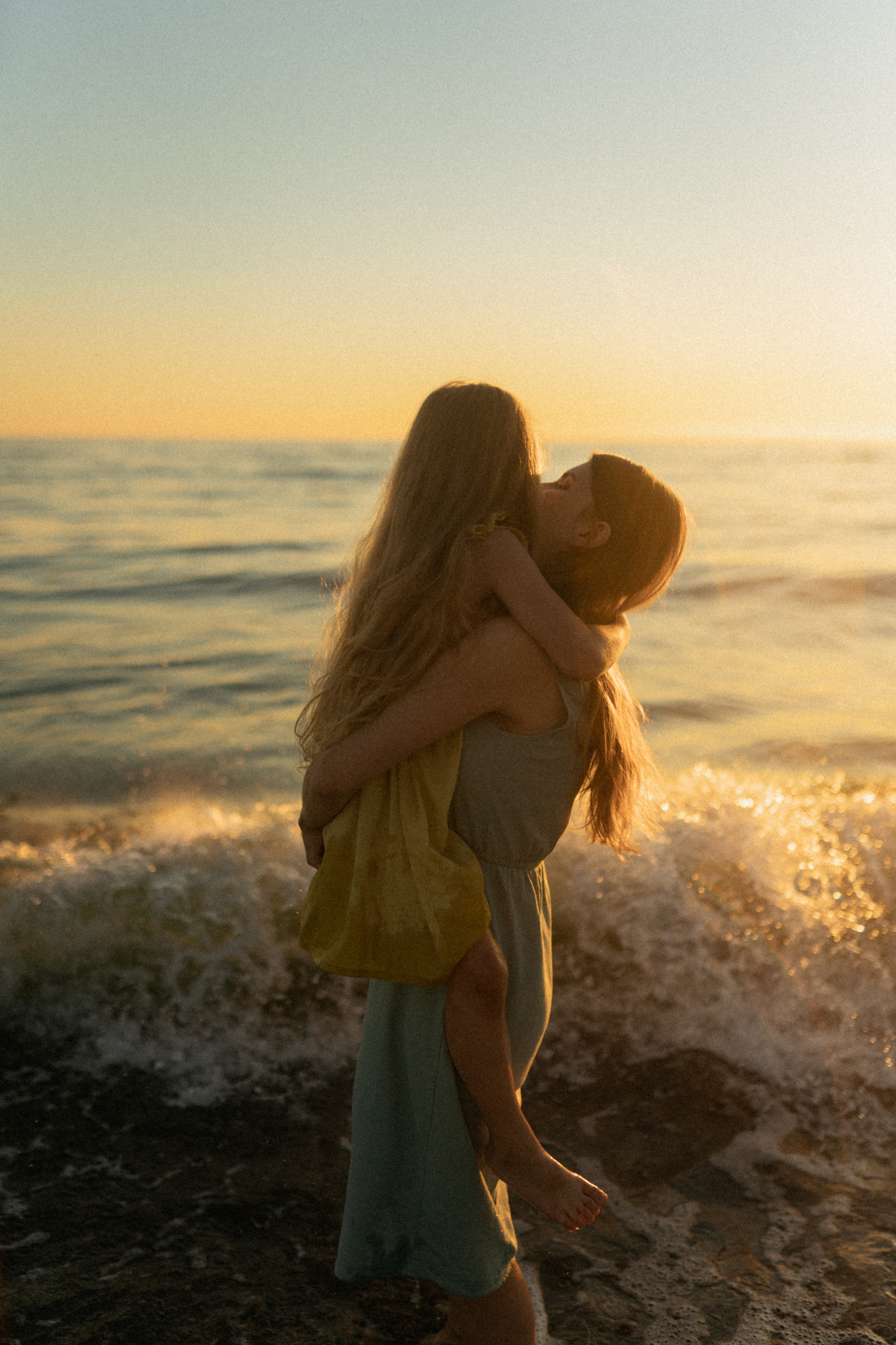 Галя Костя Федя Саша. Фотограф в Калининграде Саша Наместникова