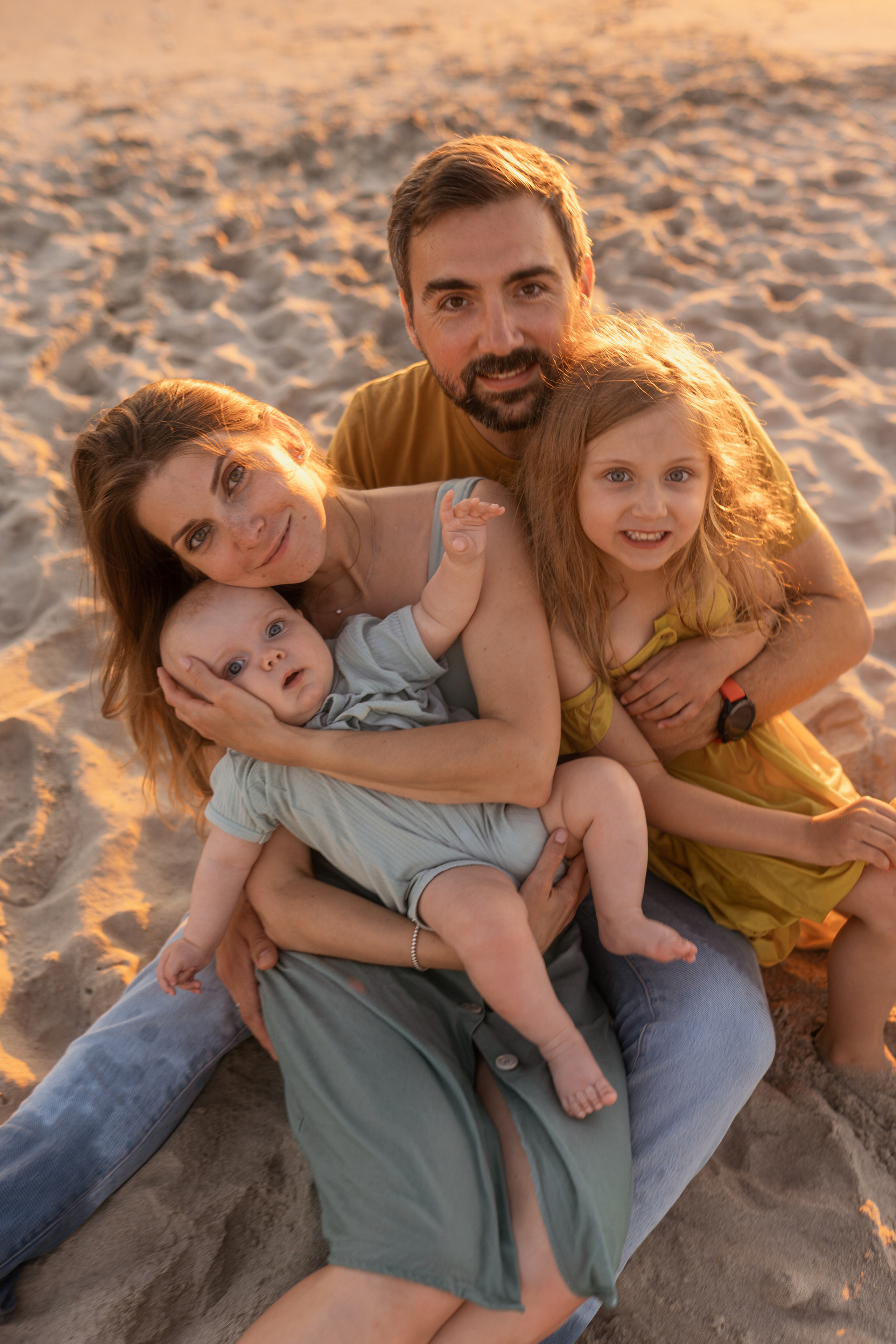 Галя Костя Федя Саша. Фотограф в Калининграде Саша Наместникова