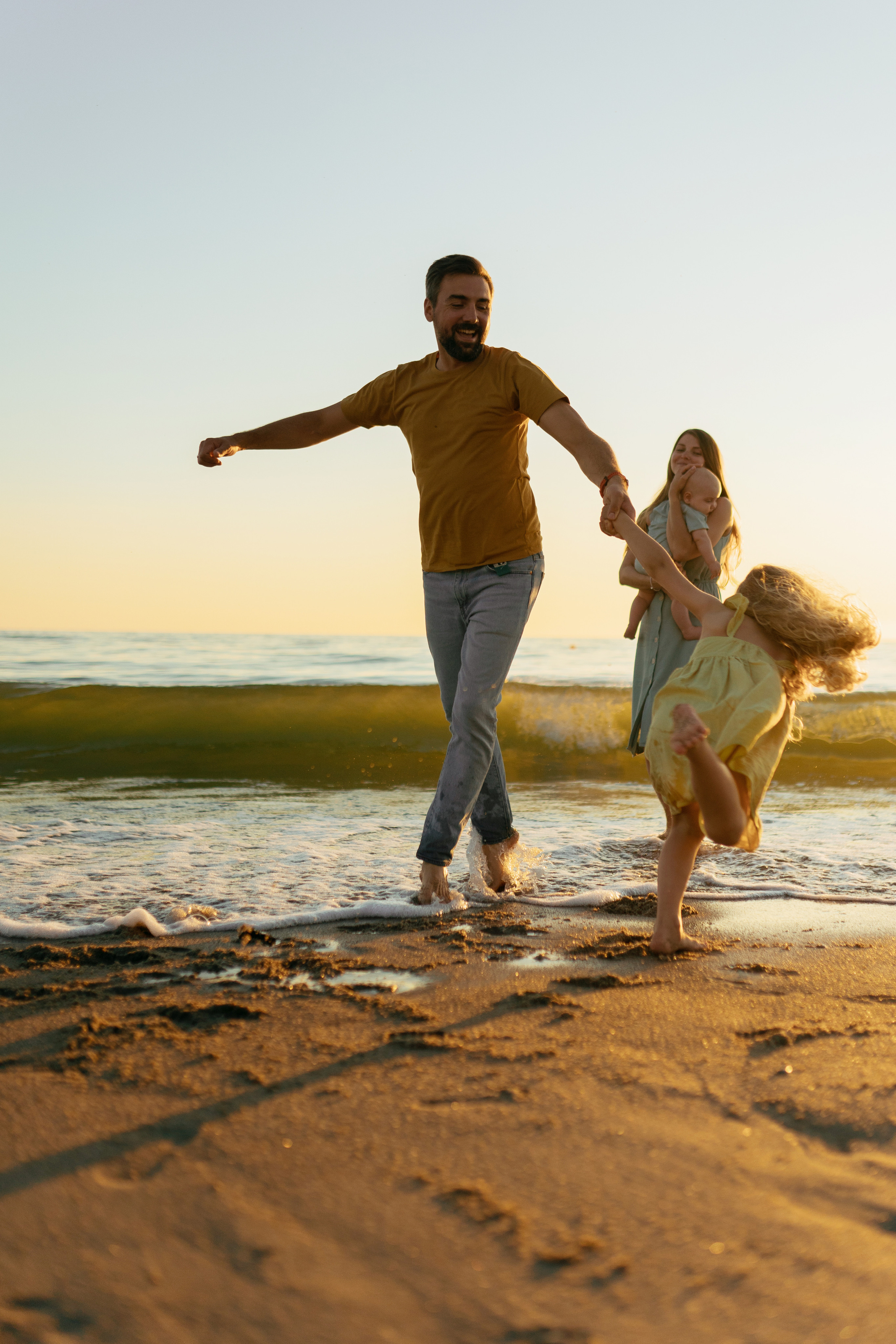 Галя Костя Федя Саша. Фотограф в Калининграде Саша Наместникова