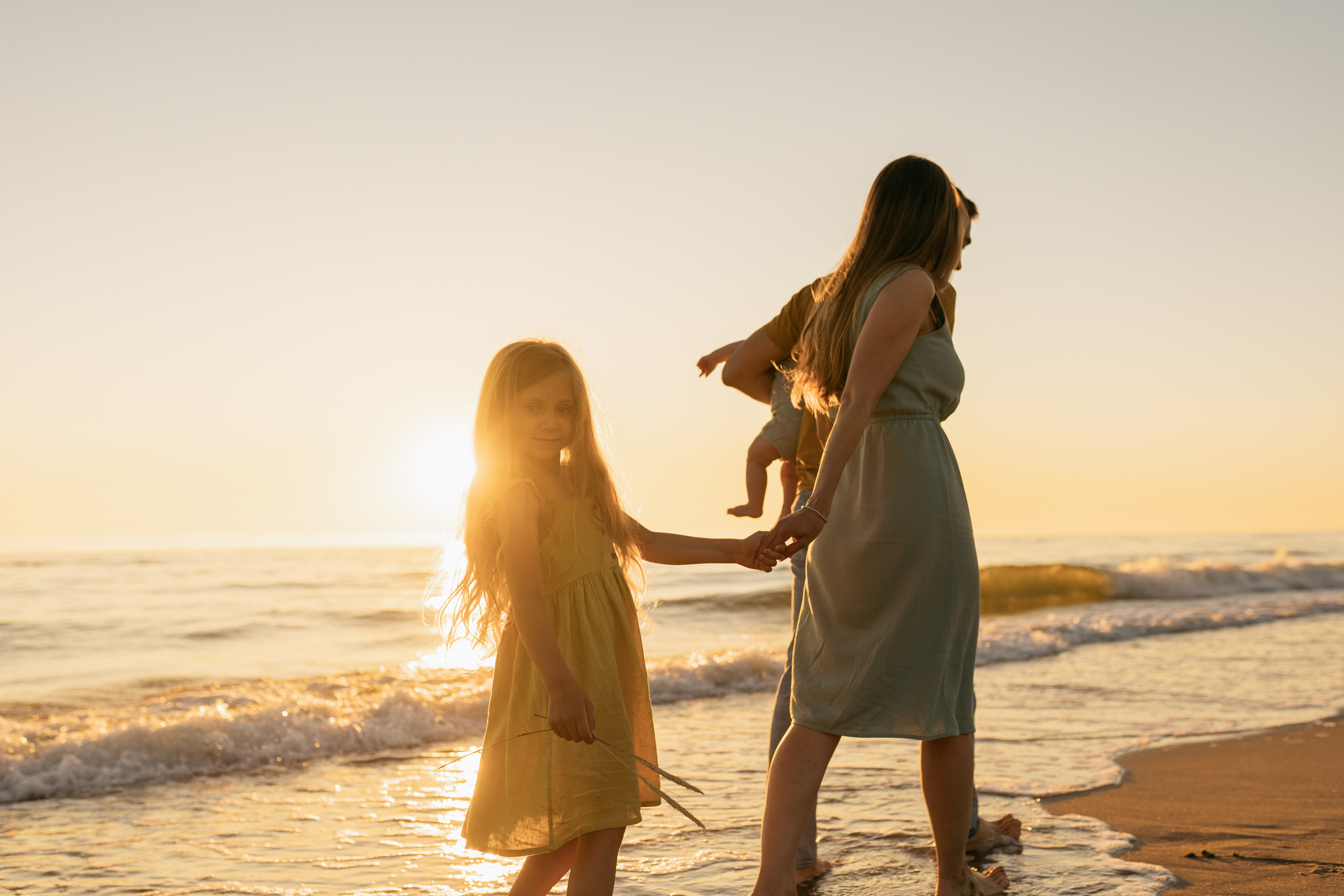 Галя Костя Федя Саша. Фотограф в Калининграде Саша Наместникова