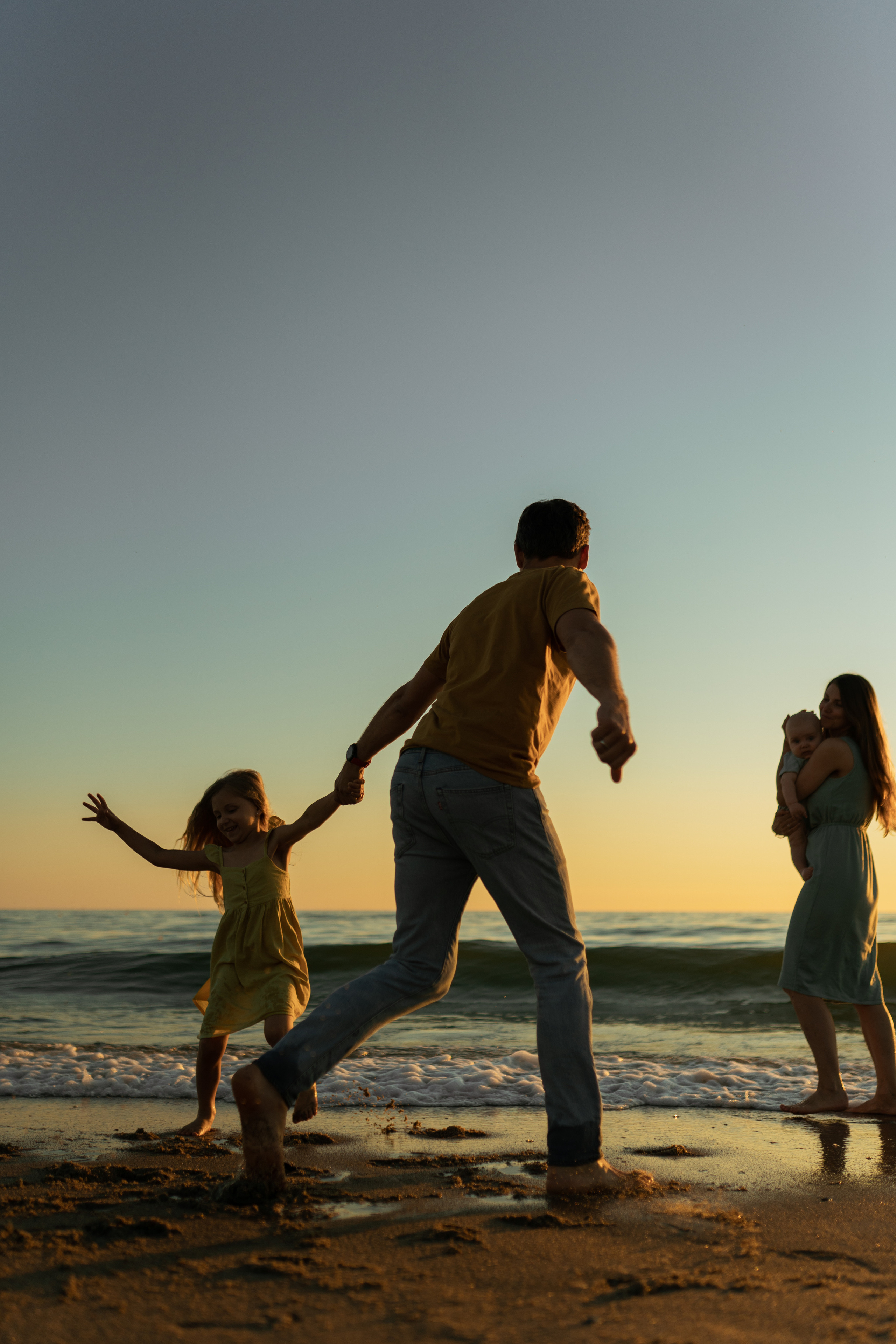 Галя Костя Федя Саша. Фотограф в Калининграде Саша Наместникова