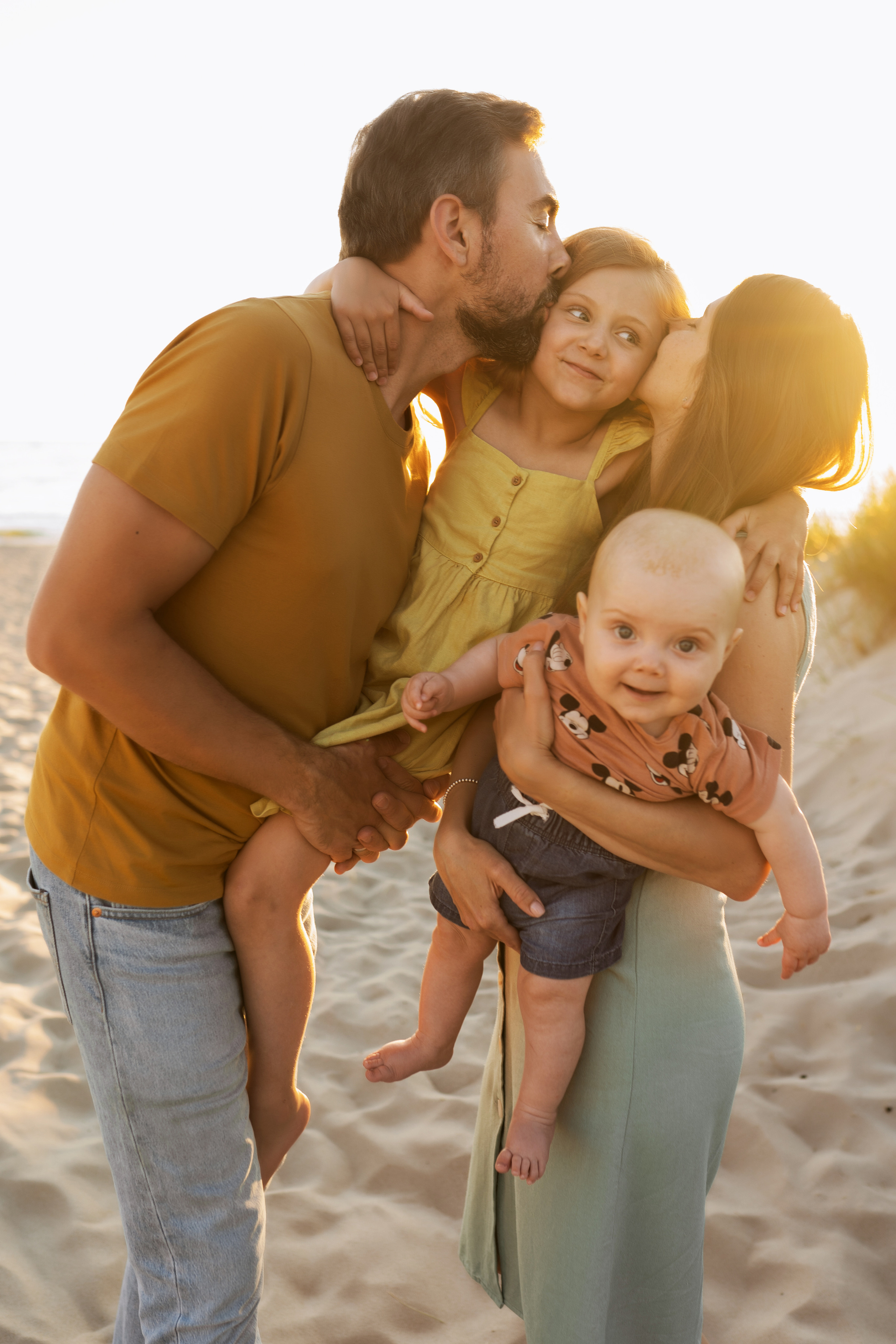 Галя Костя Федя Саша. Фотограф в Калининграде Саша Наместникова