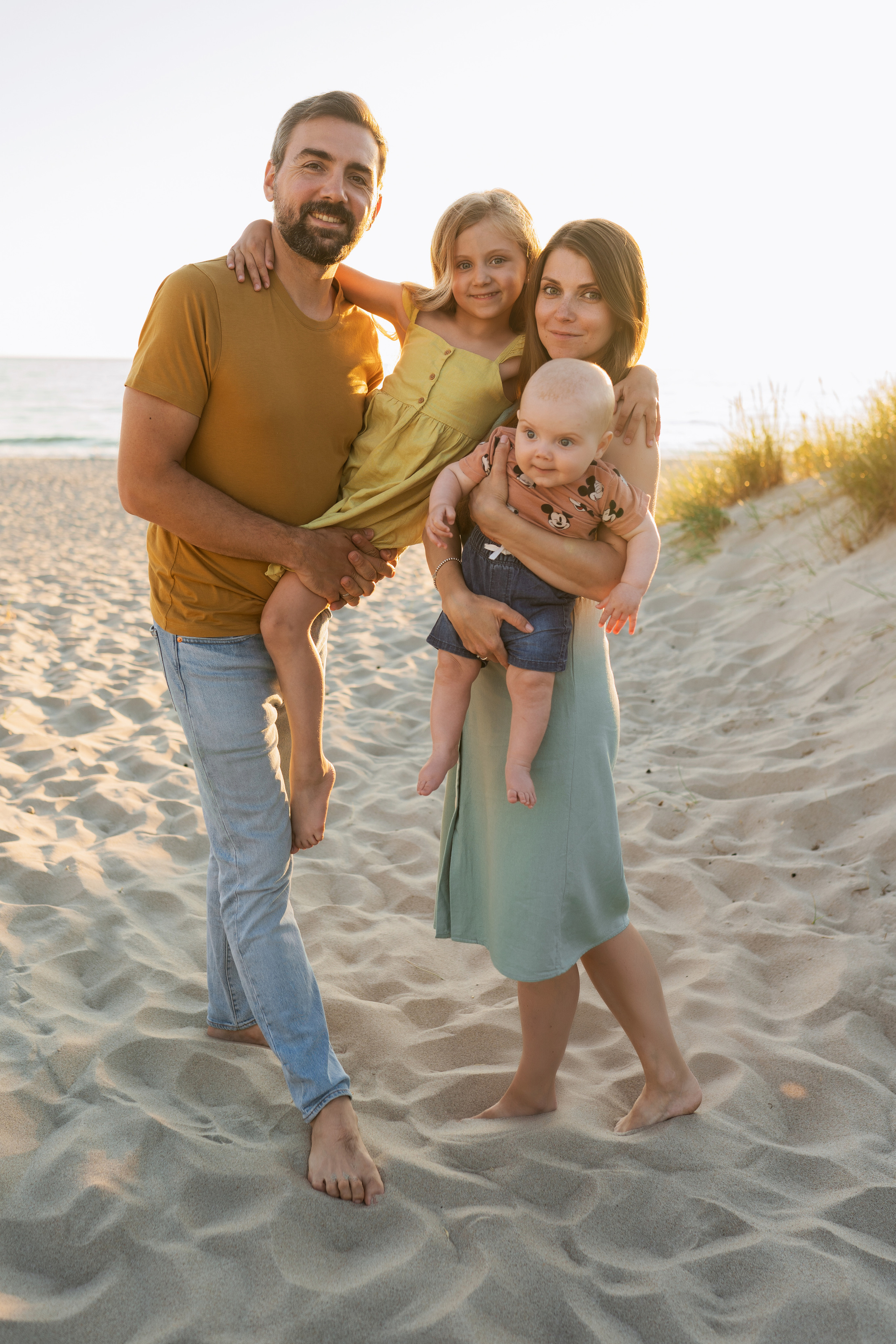 Галя Костя Федя Саша. Фотограф в Калининграде Саша Наместникова