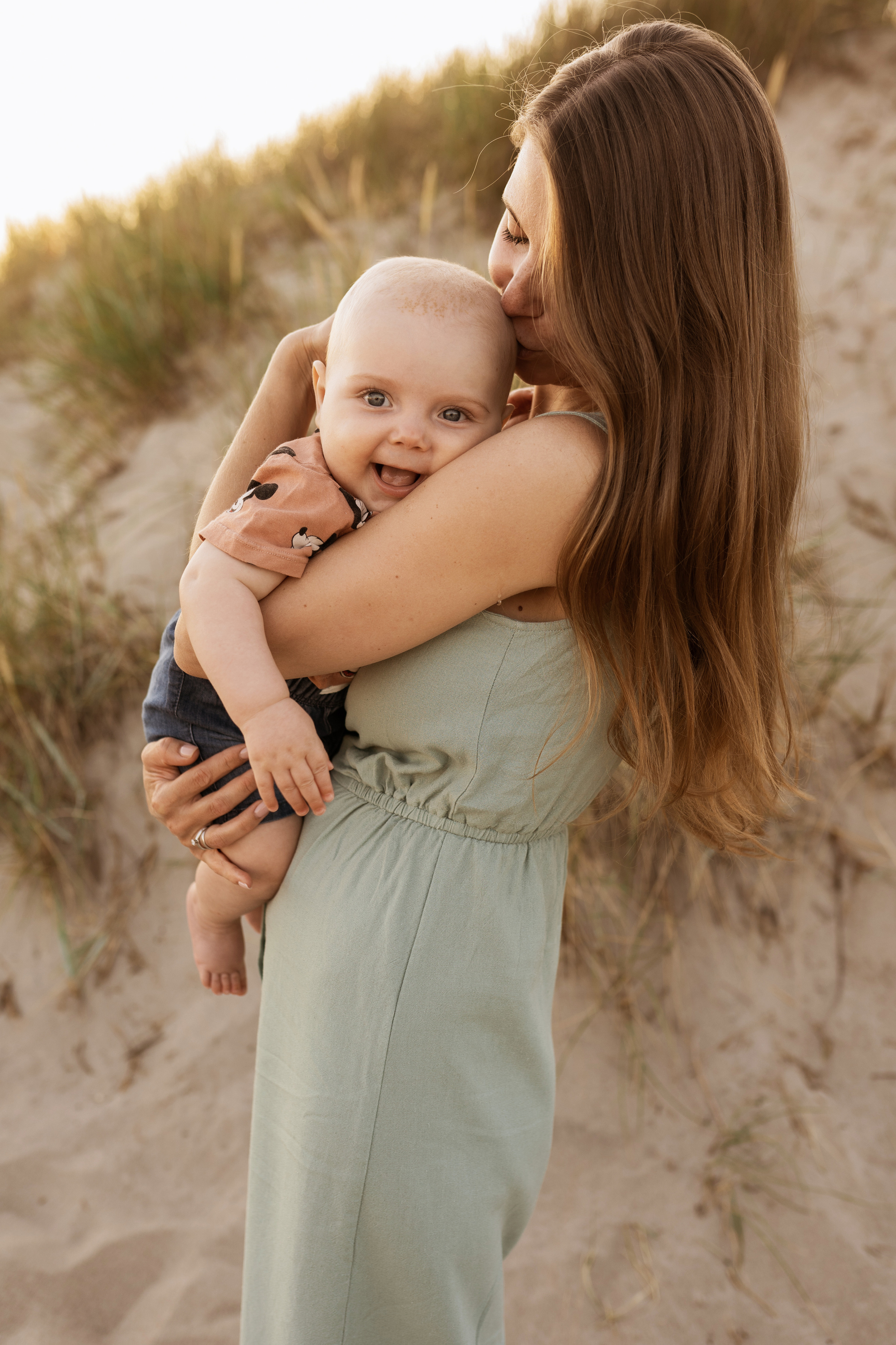 Галя Костя Федя Саша. Фотограф в Калининграде Саша Наместникова
