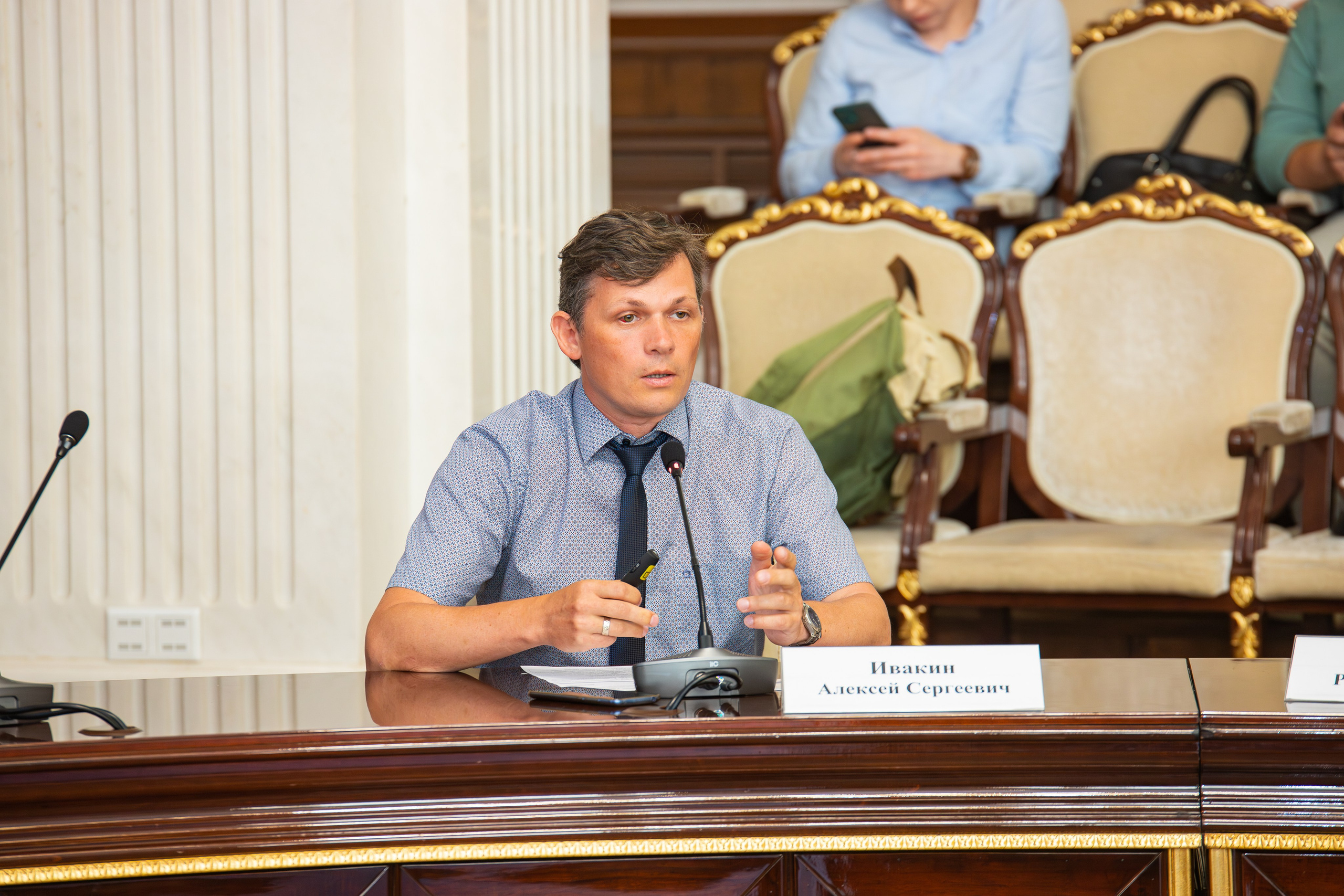 Бизнес конференция между крупным бизнесом и малым. Фотограф Александр Поздняков  Новосибирск