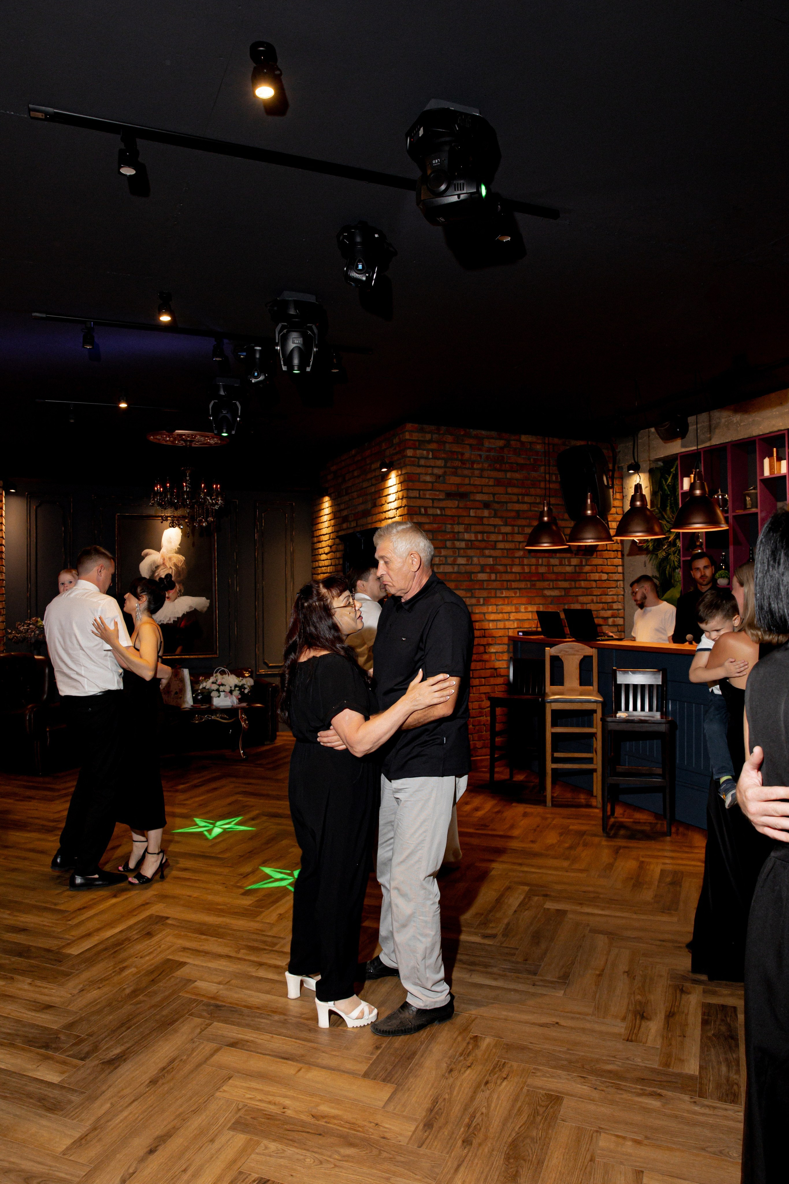 Профессиональная фото- видеосъемка на годовщину свадьбы в Краснодаре. Свадебный фотограф и видеограф Краснодар, Ростов, Сочи, Новороссийск