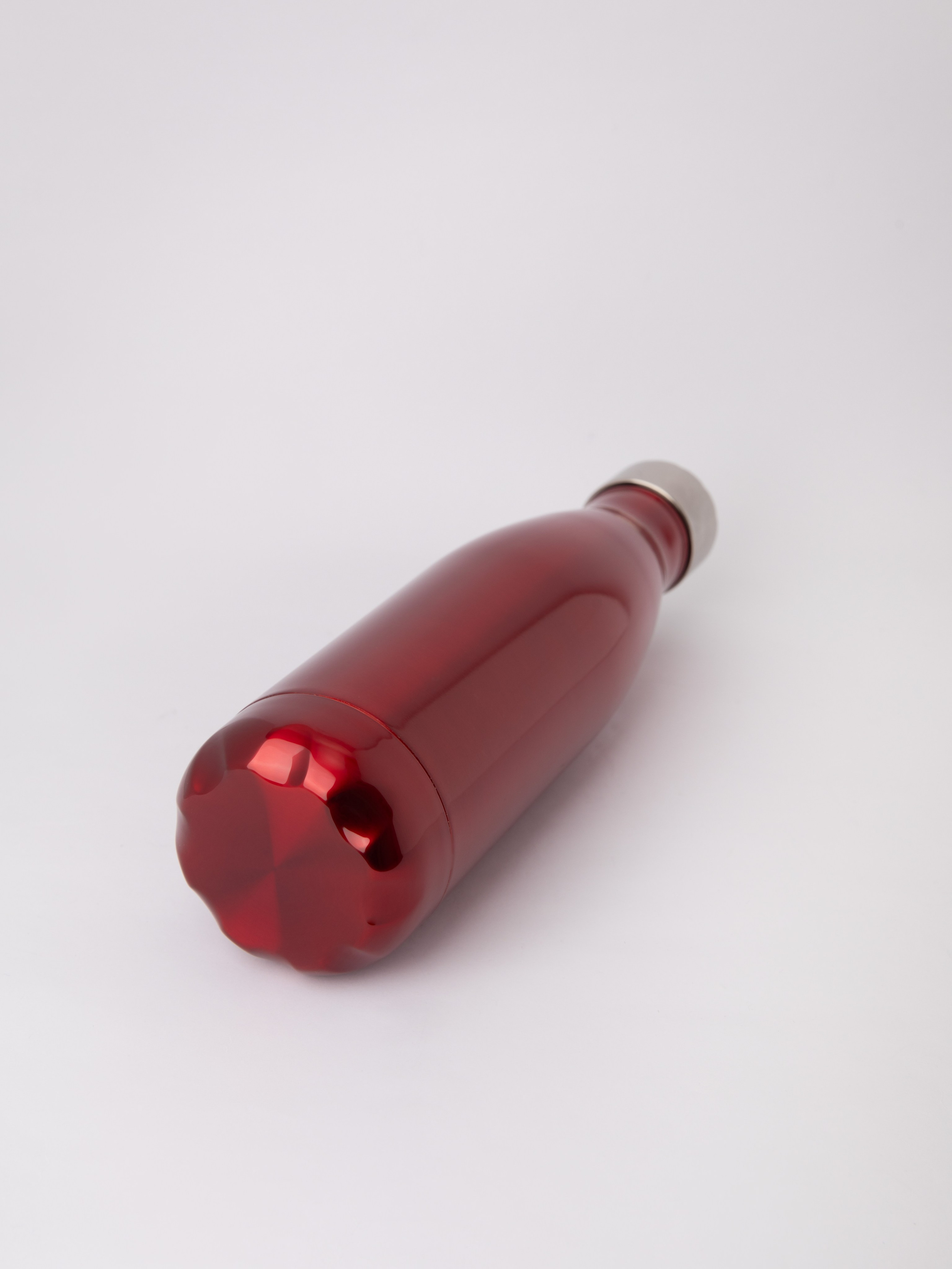 Термосы. Фотостудия предметной и модельной съёмки для маркетплейсов