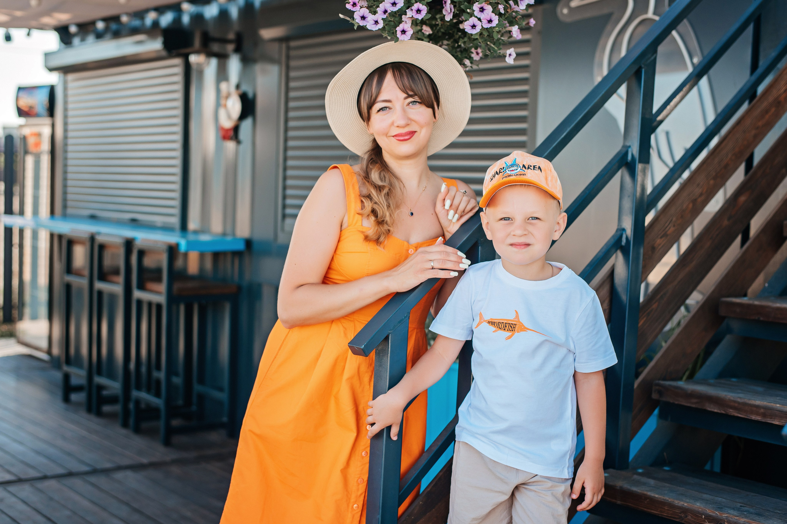 Утро на море. Детский и семейный фотограф выпускной альбом Приморско-Ахтарск
