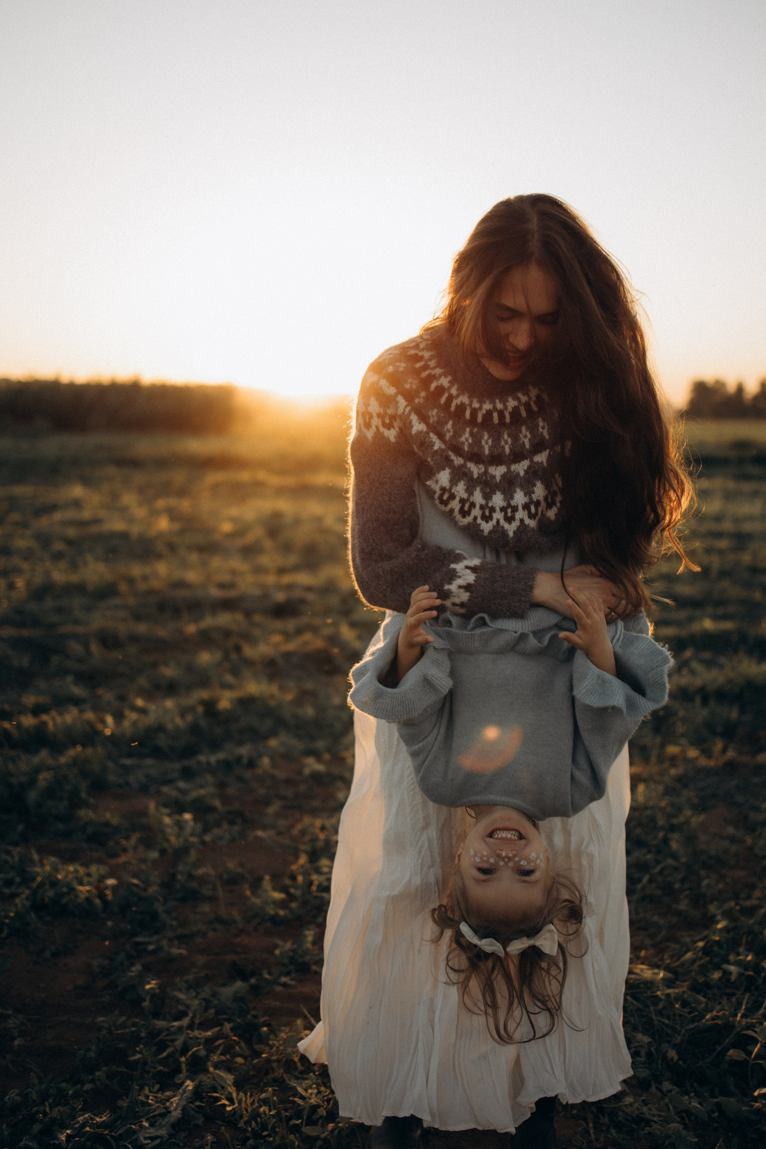 Поле, ромашки и воздушный змей. Семейный фотограф Москва Юлиана Фетисова