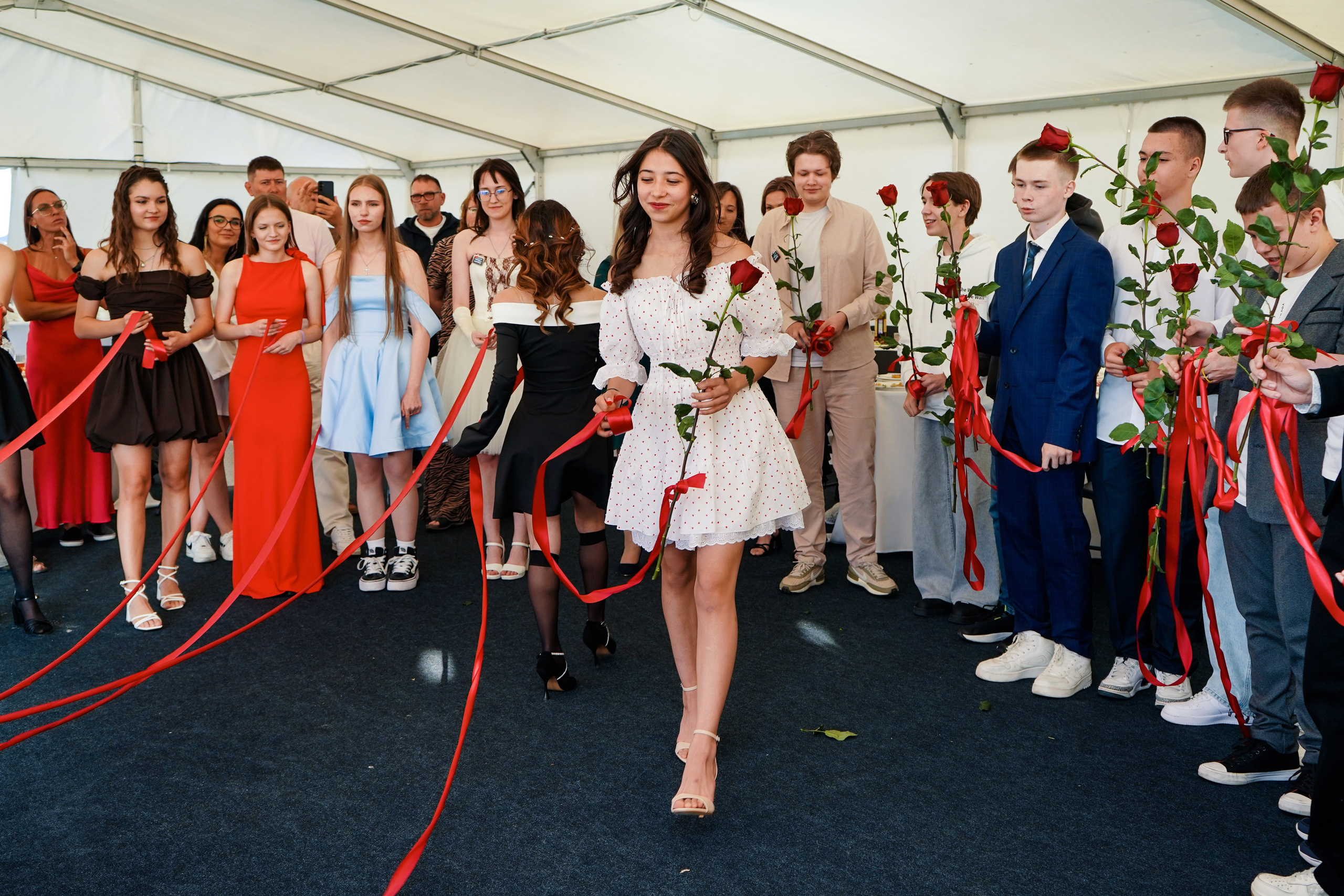 Выпускной 9 класса школа 19 в Коматек. Семейный и портретный фотограф в Екатеринбурге Анна Лобанова