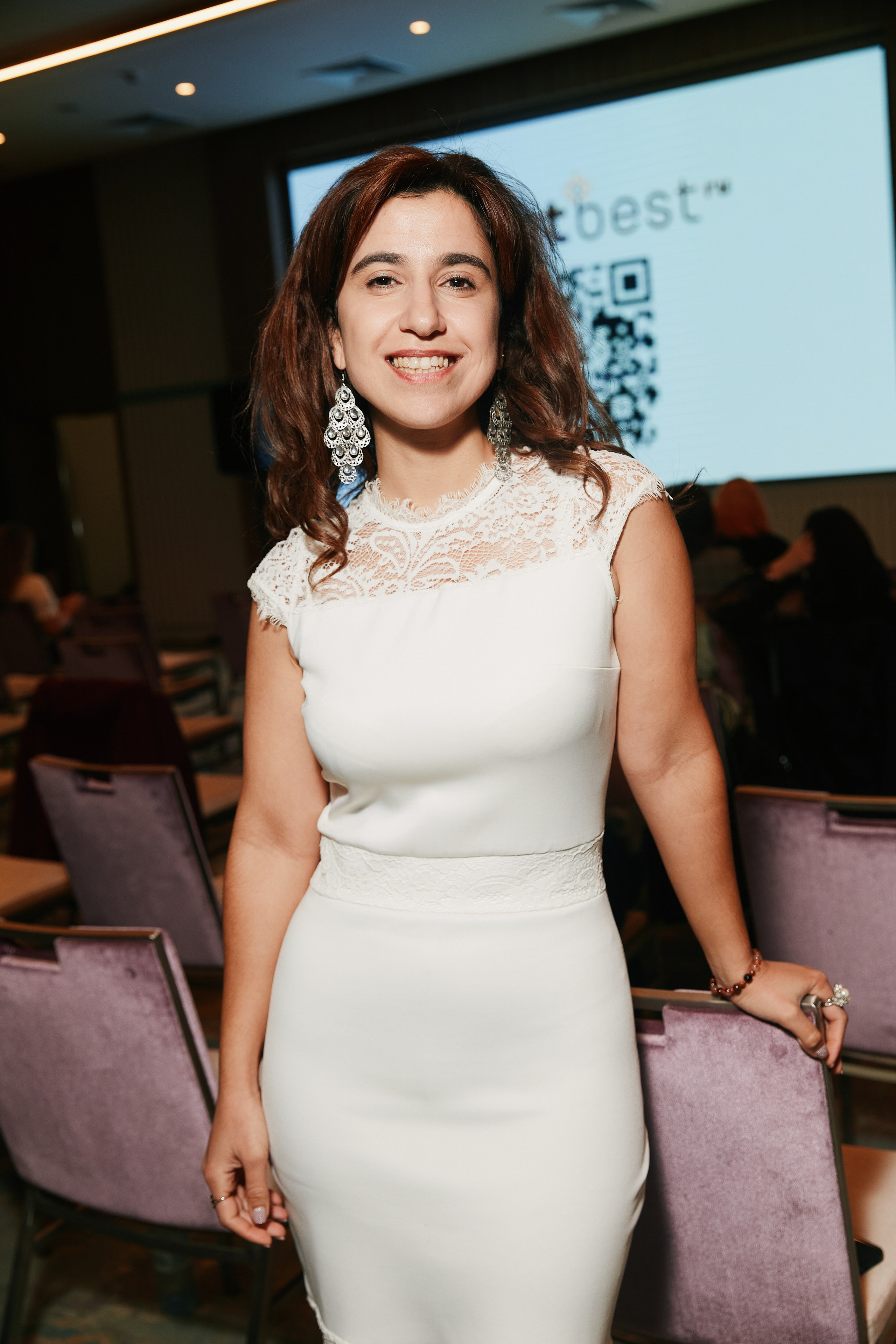 Современная женщина в Hilton 26.10. Свадебный репортажный фотограф краснодар максим дремов дрёмов фотосессия студия цена