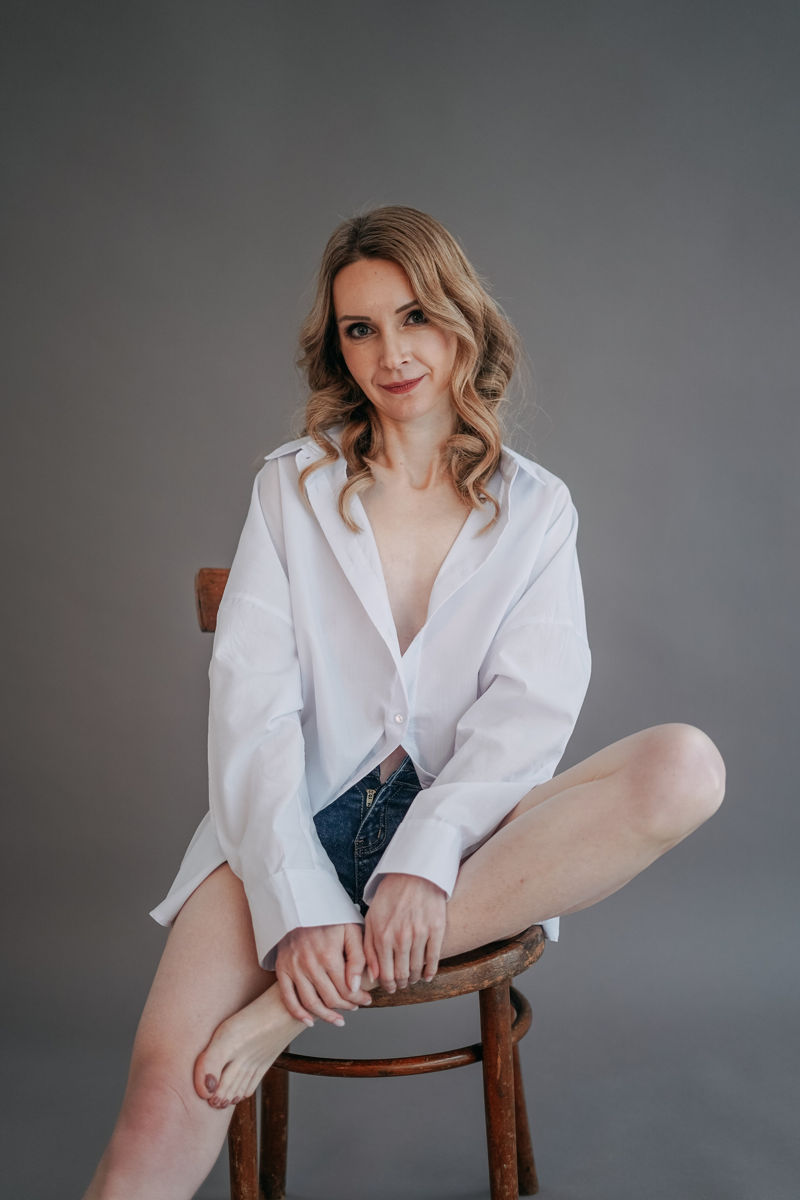 Индивидуальная студийная съемка для Арины. Фотограф в Сочи и Абхазии | Фототуры | September Air