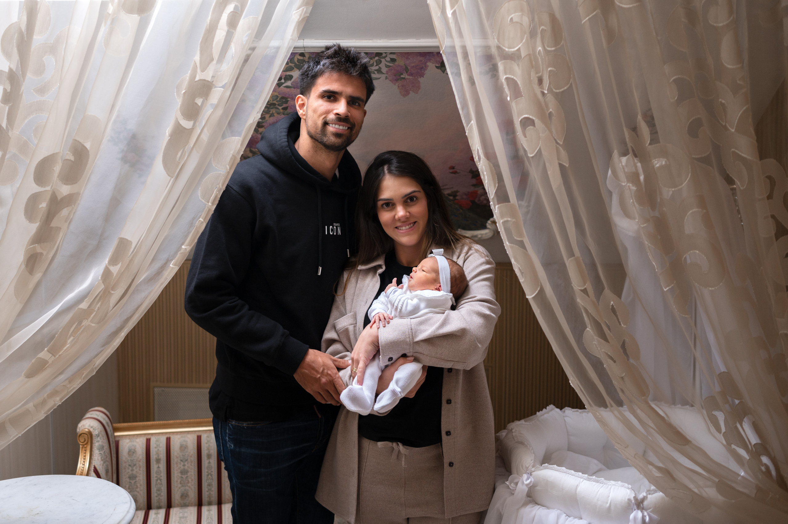 Выписка из роддома. Фотограф на роды и ньюборн в Санкт-Петербурге | Настасья Сергеева