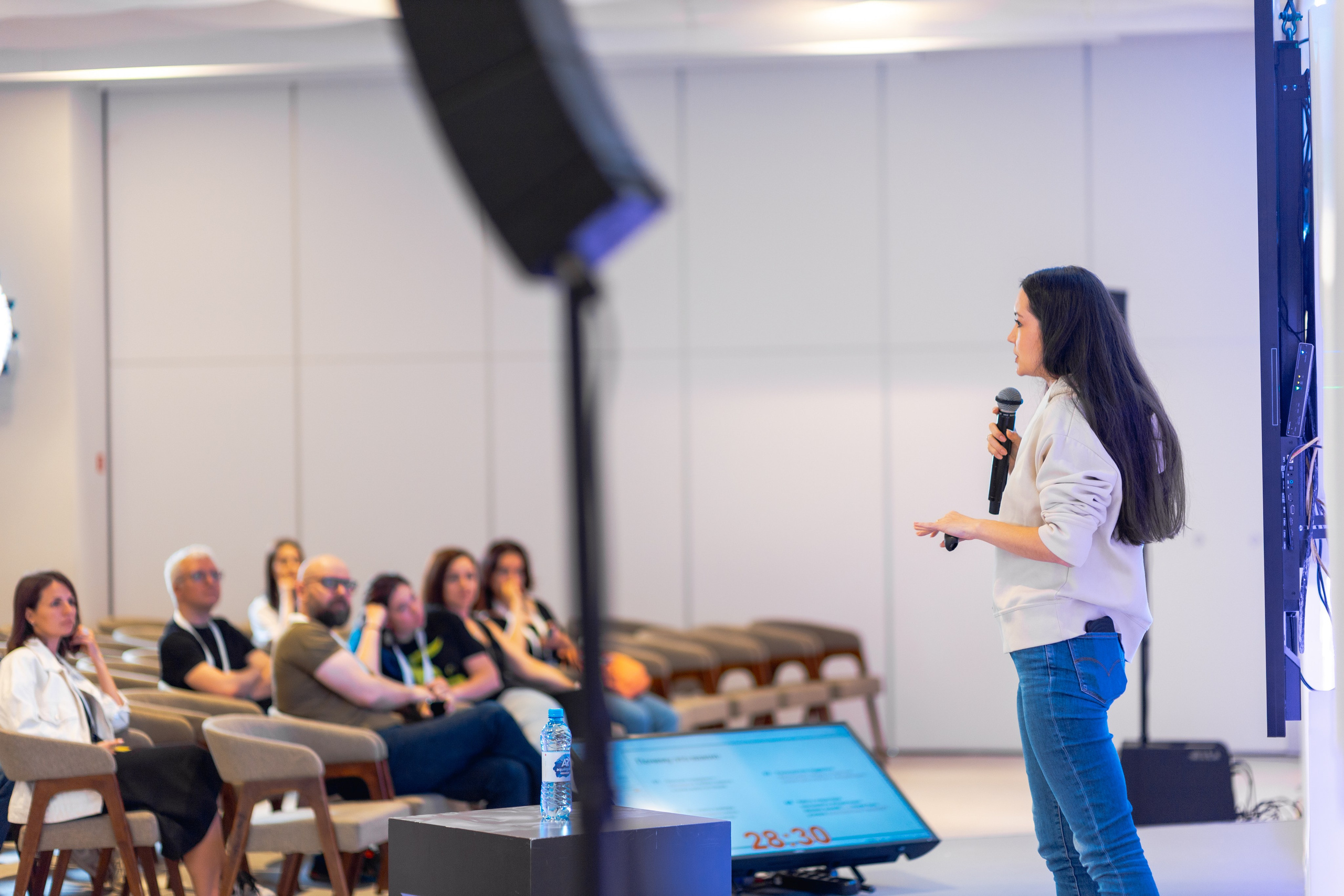 Aha! — 29–30 мая 2025. Фотобанк Матемаркетинг