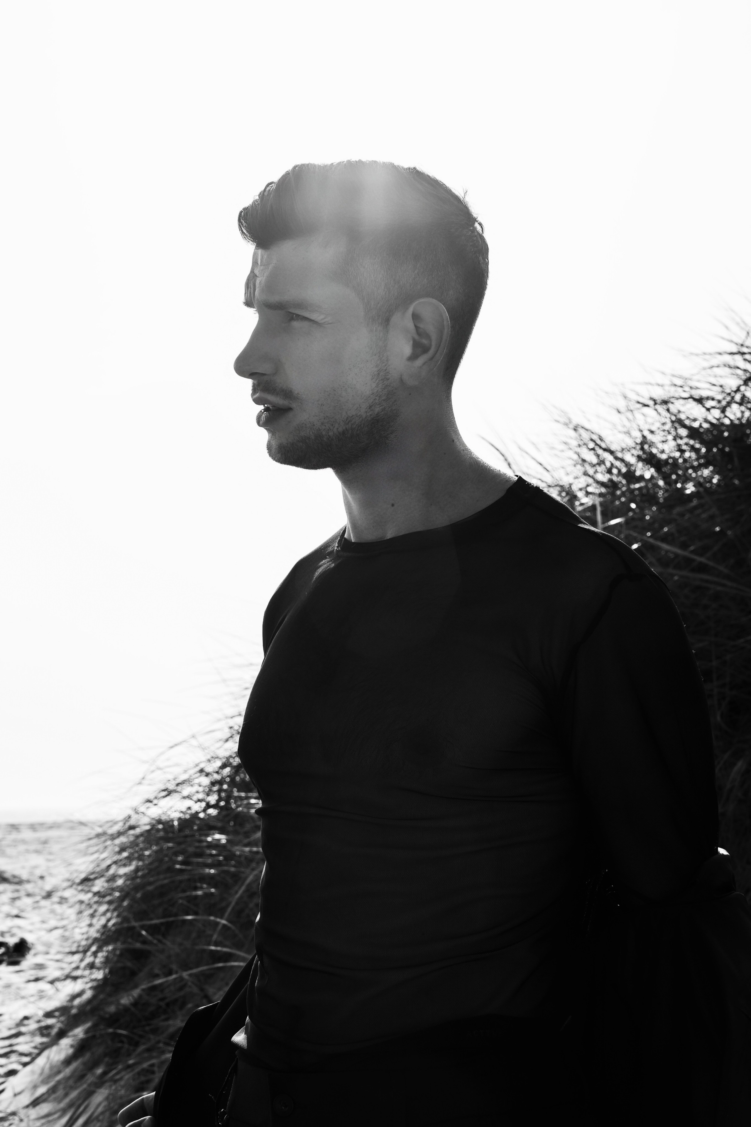 Камерная свадьба на берегу моря. Свадебный фотограф