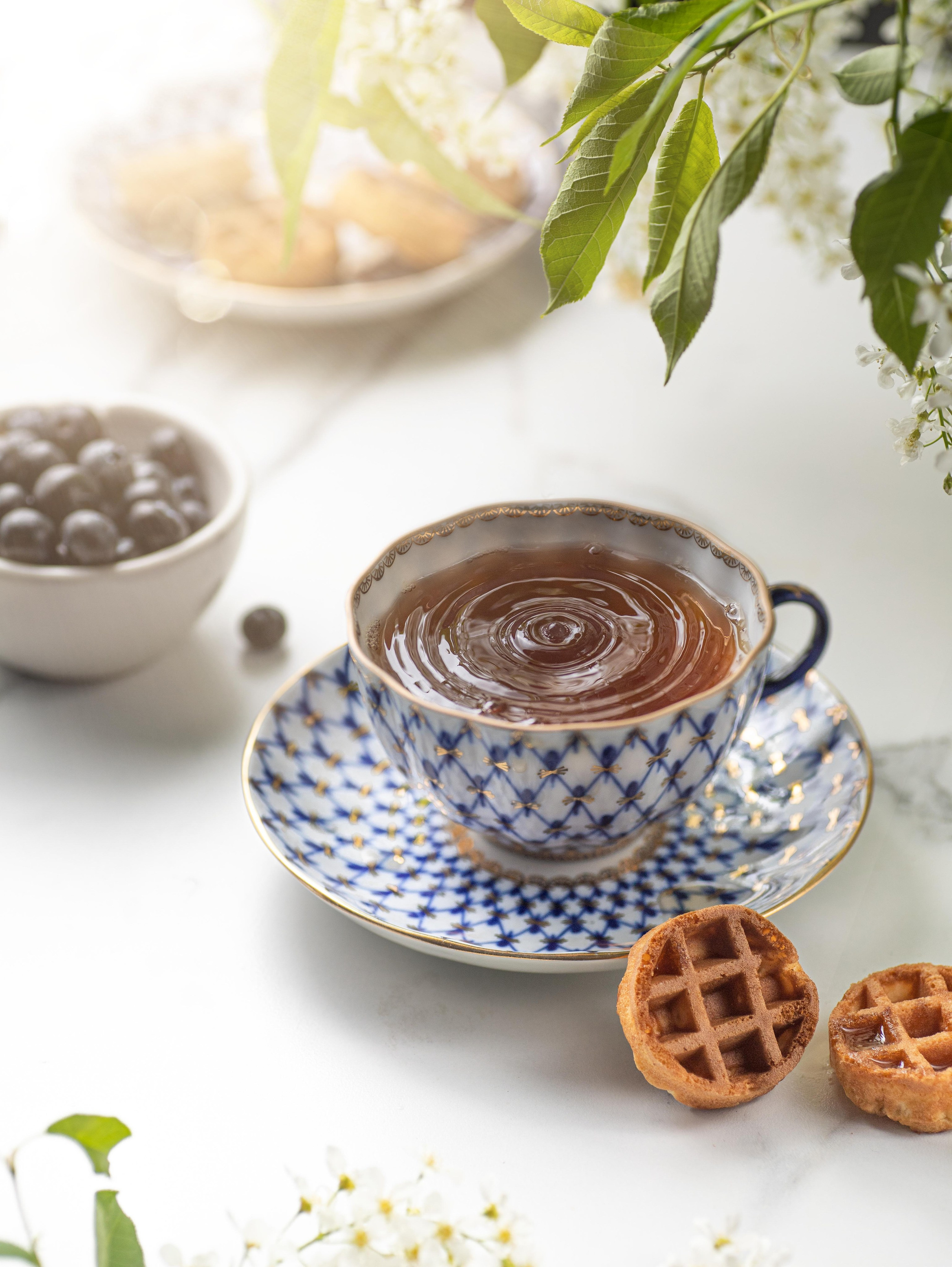 Фото контент для производителя чая.  Классическая сервировка чая