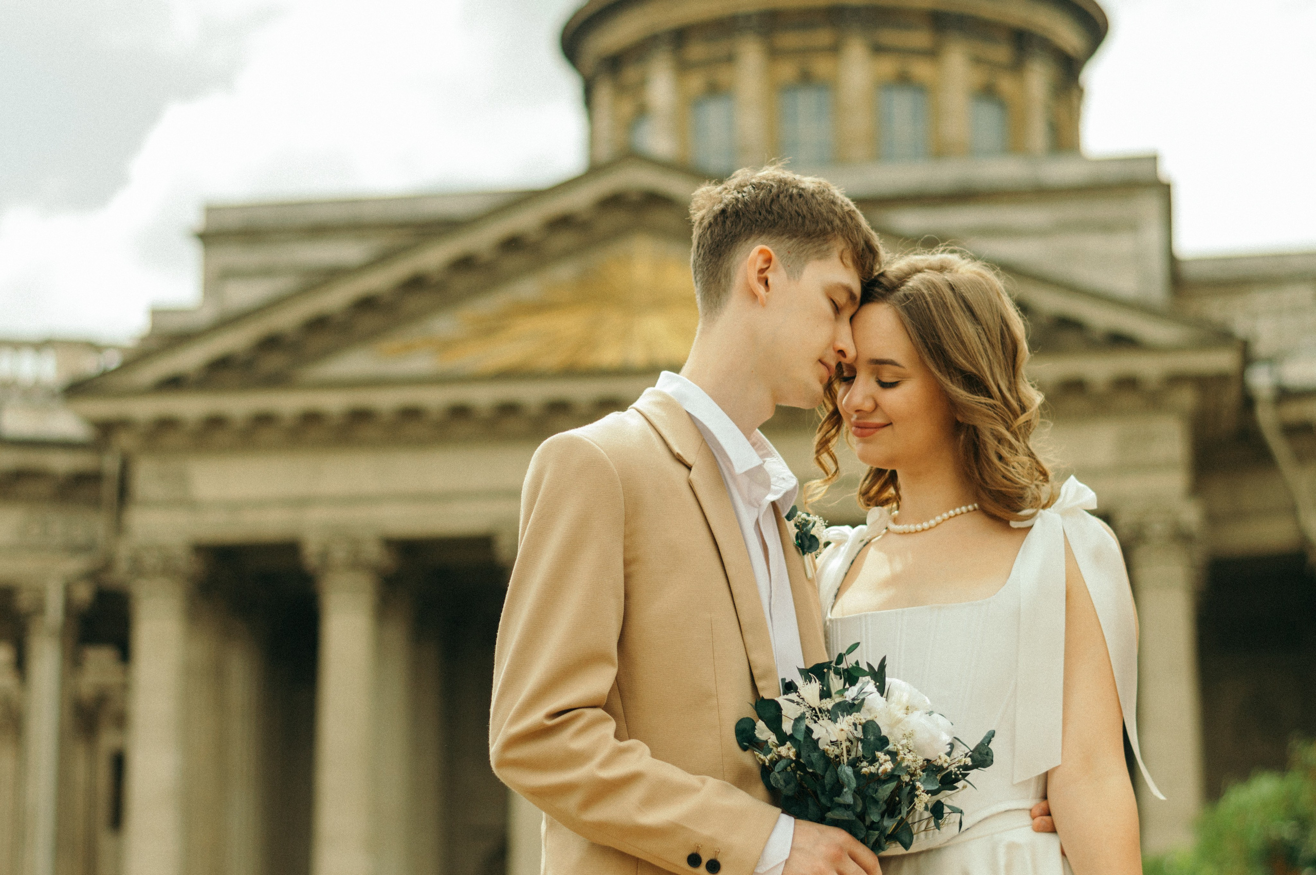 Свадебная фотосессия в Питере. Дарья и Даниил. Портретный и лавстори фотограф в Стерлитамаке Альбина Шарт