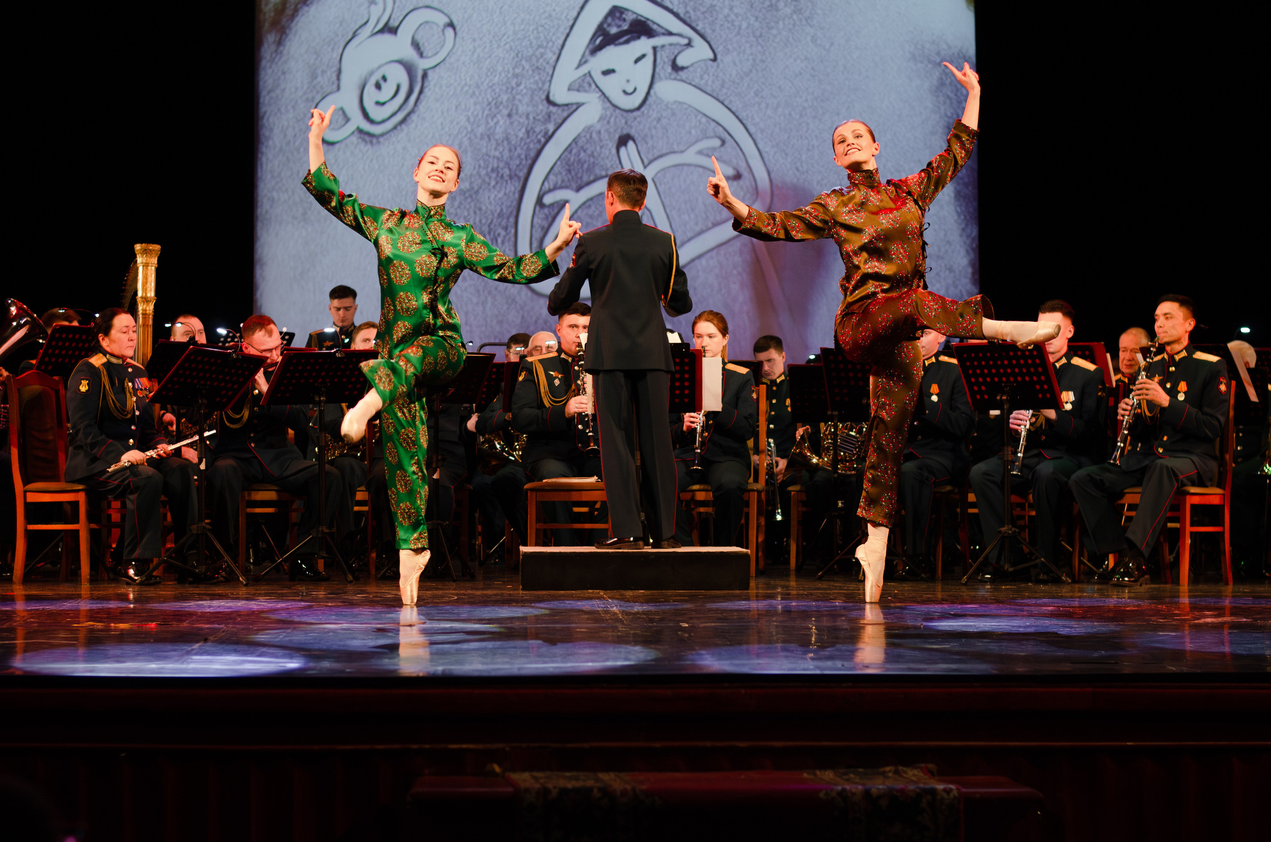 Новогодняя программа «Щелкунчик» на сцене Дома Офицеров. Портретный и репортажный фотограф в Санкт-Петербурге Варвара Жукова