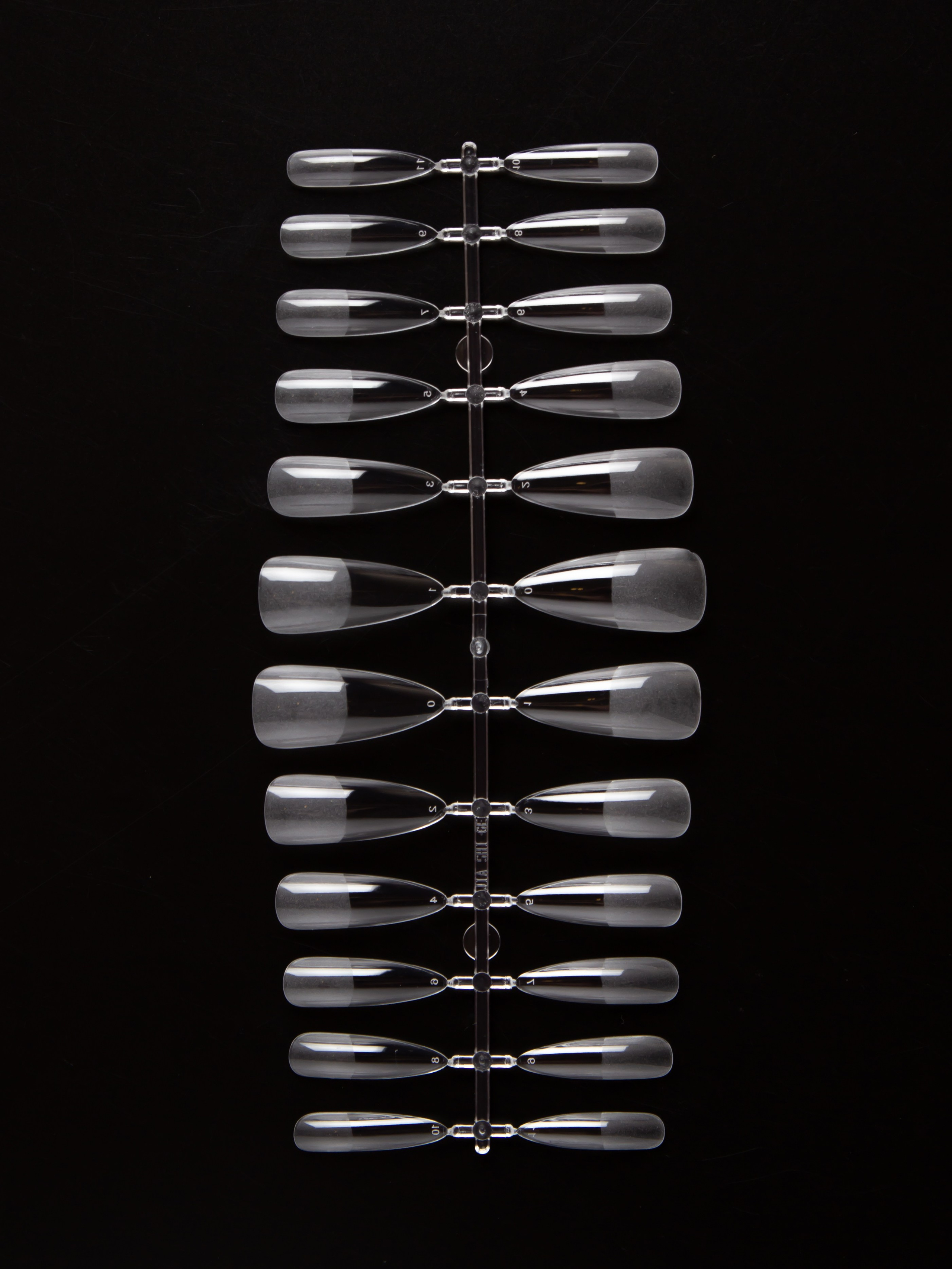 Типсы на чёрном. Александр Стряпунин — предметный фотограф в Улан-Удэ