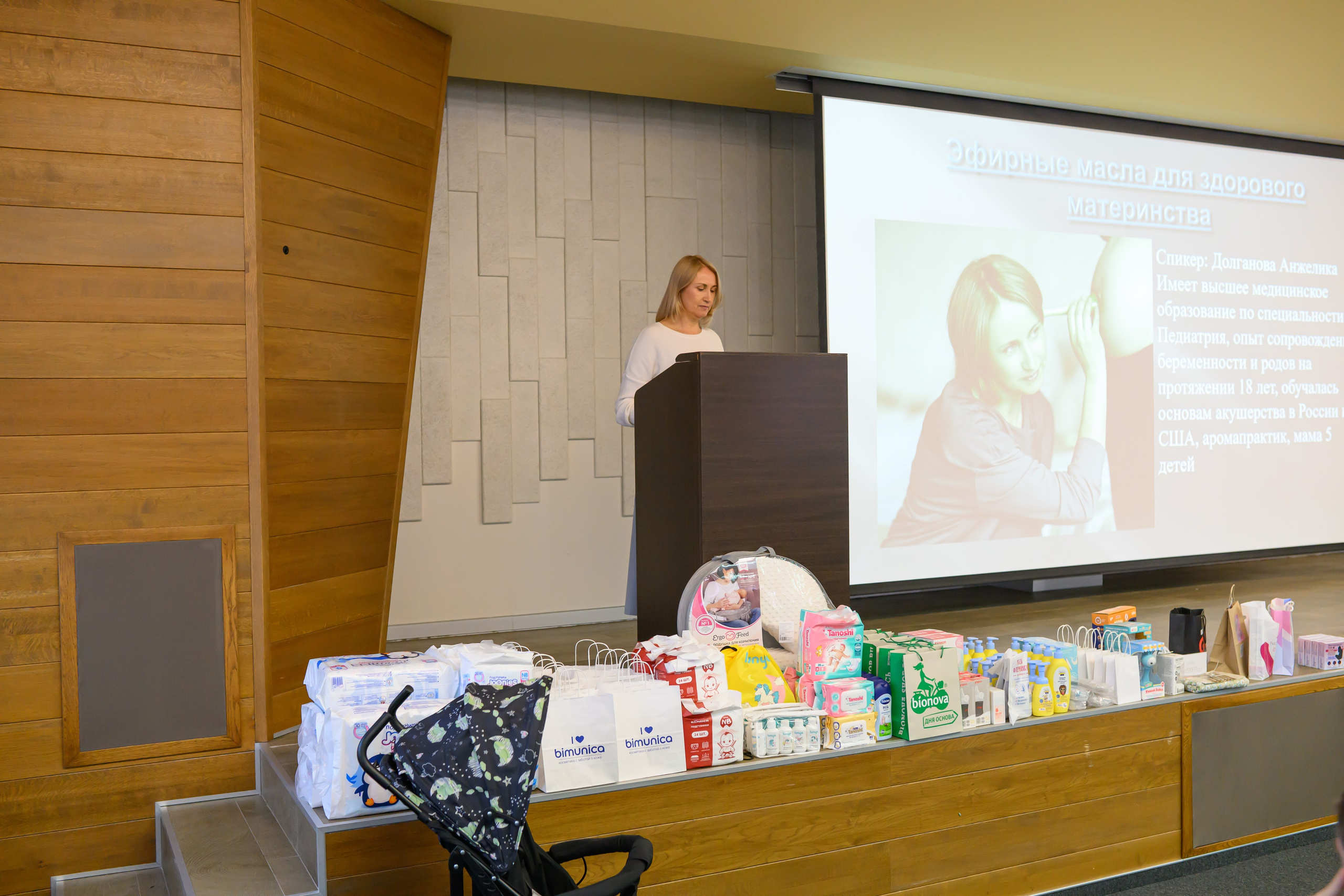 Праздник материнства ноябрь 2025. Профессиональный фотограф Елена Красилина г.Ярославль, г. Рыбинск