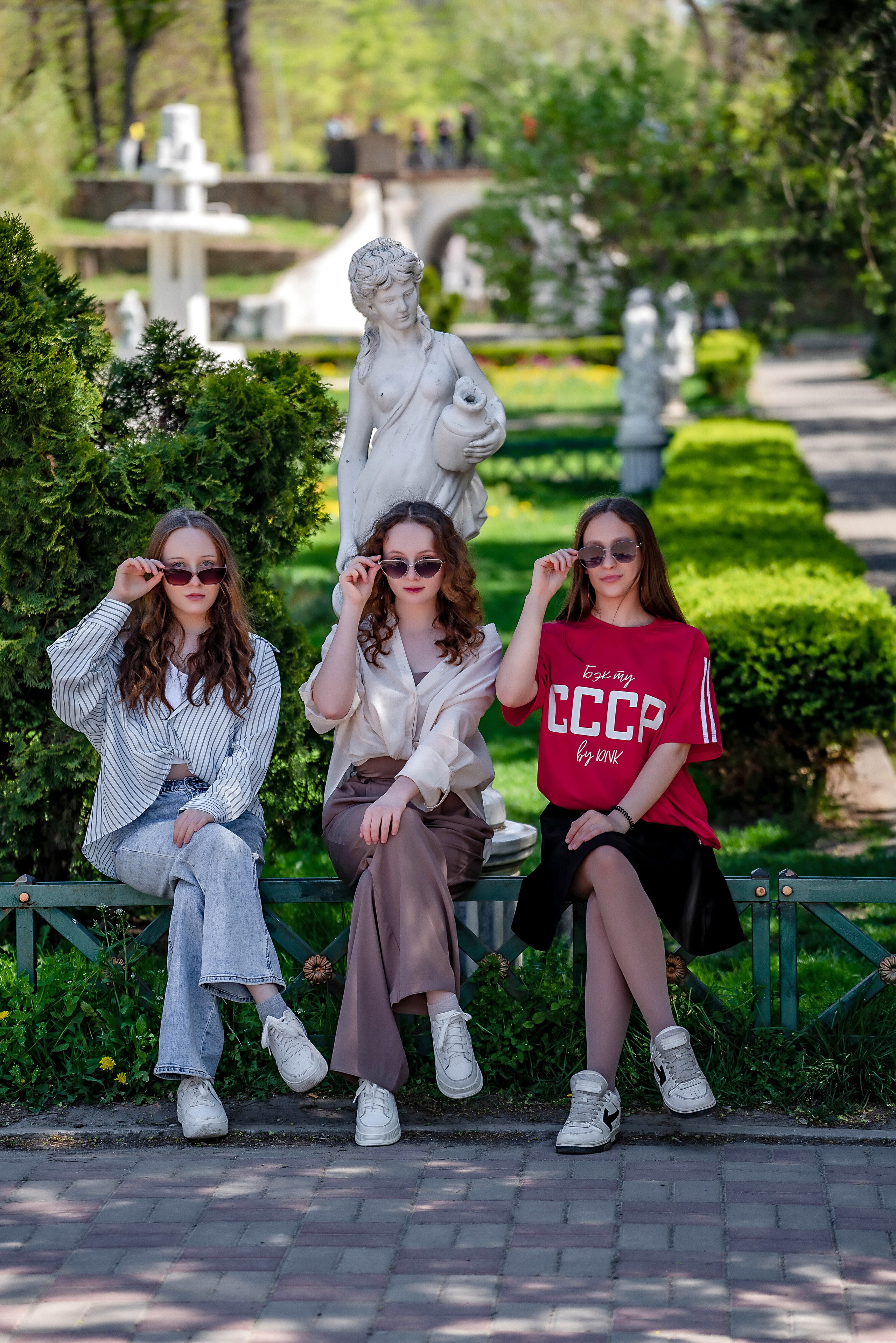 Выпускные (школьные) альбомы (книги) в Ростове-на-Дону. Современные Выпускные Альбомы в Ростове-на-Дону