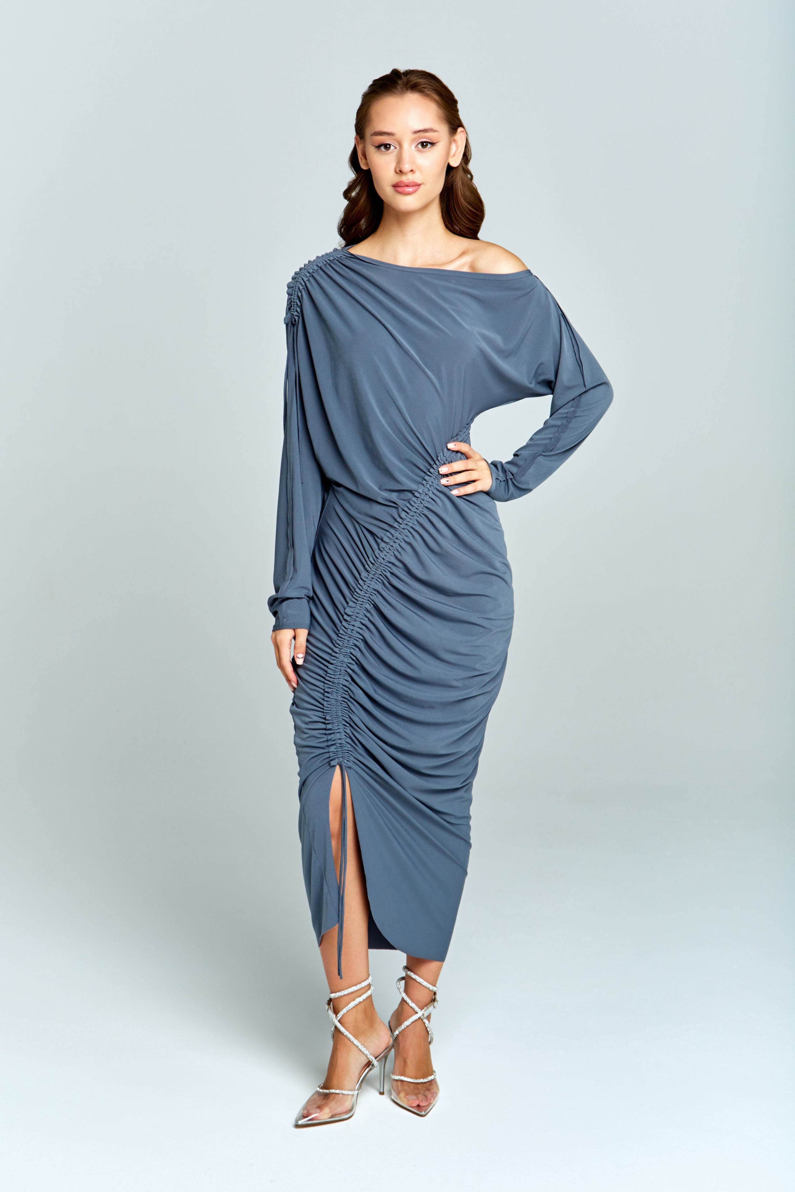 Каталог SMILYANDSKY. Коммерческий фешн и бьюти фотограф в Москве Березина Анна