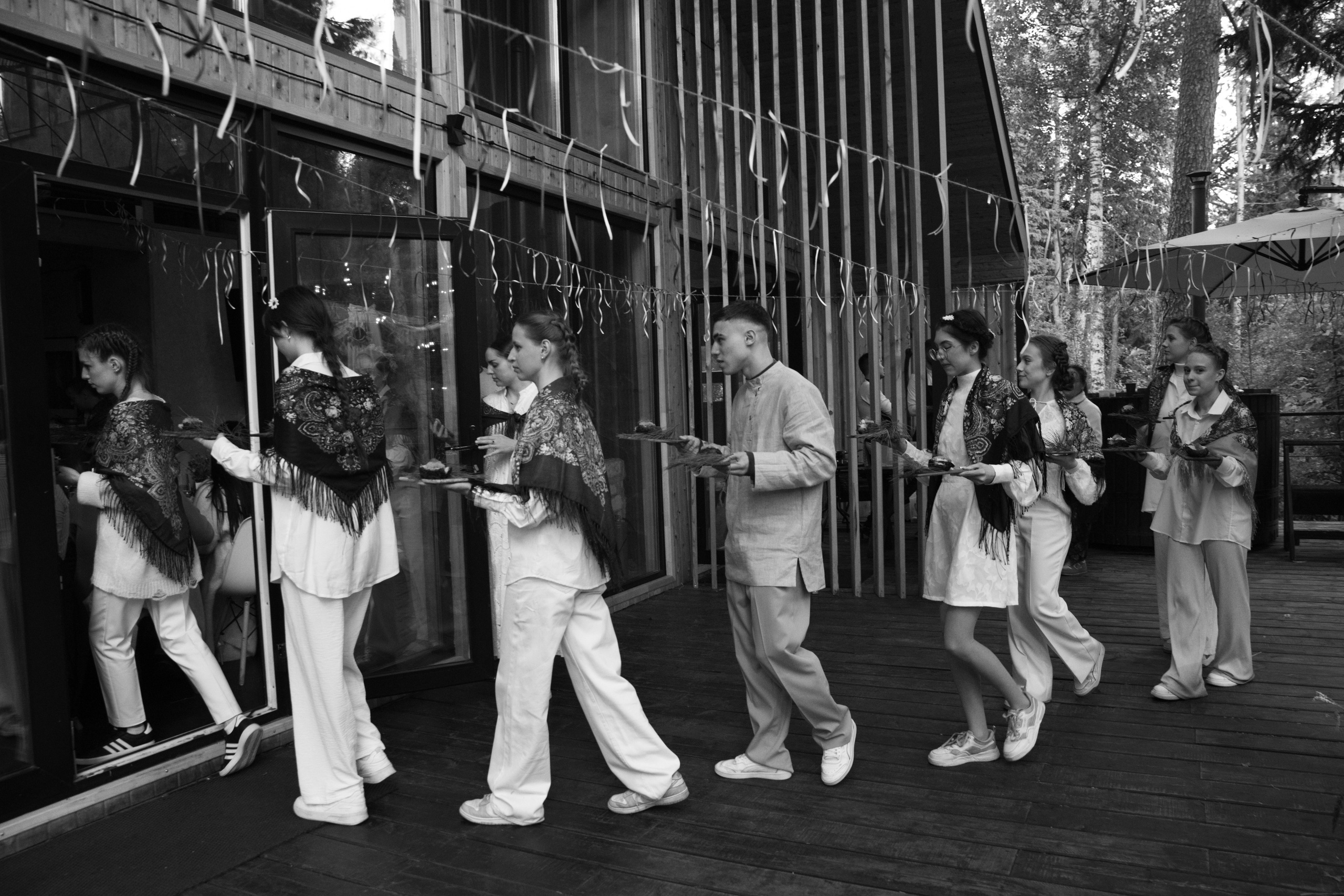 Званый ужин от гастрокафе «Sentori». Свадебные фотографы в г. Сургут Маркова Наталья и Замахина Елена