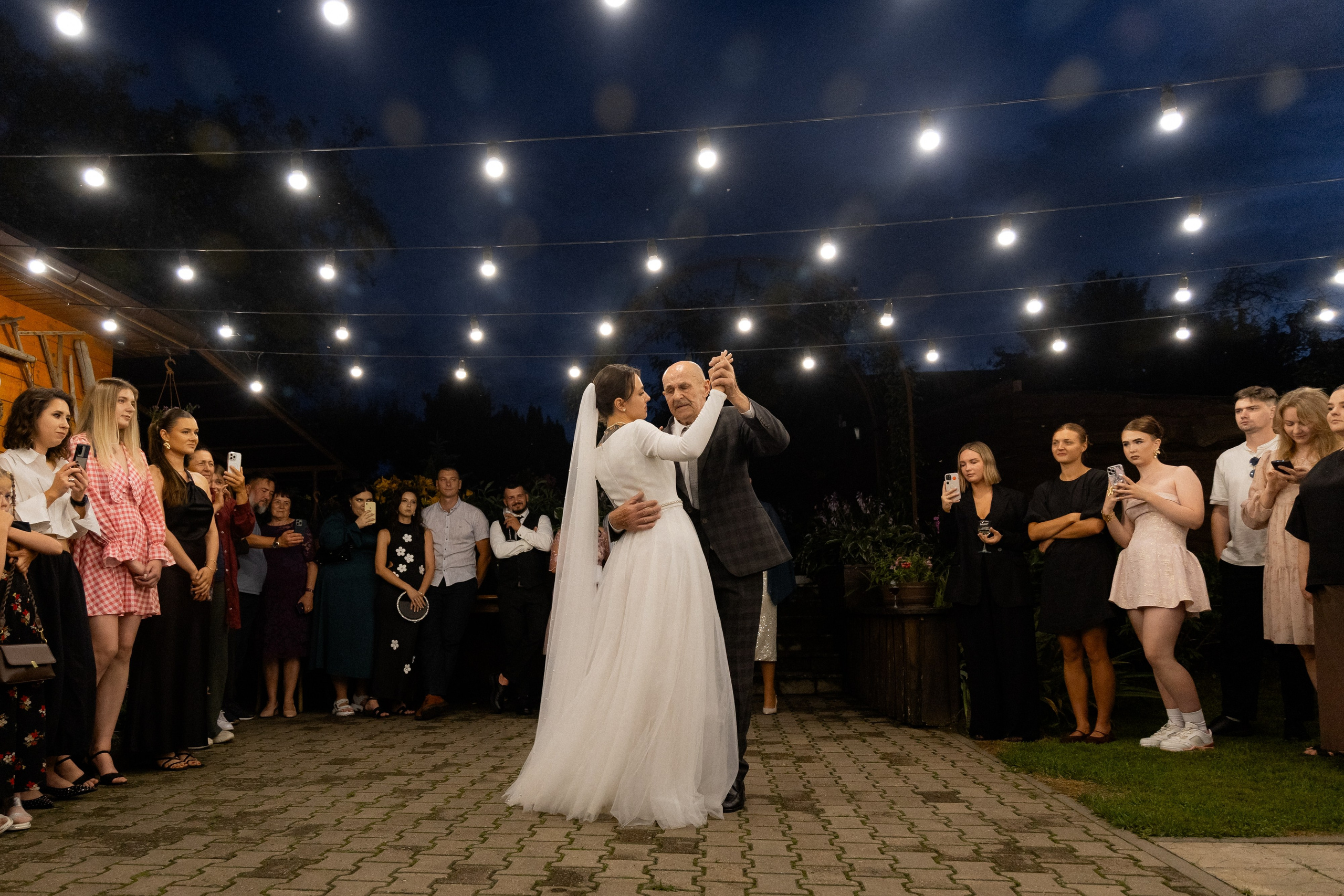 Свадебная фотосессия в агроусадьбе Лабодянка в Минске. Свадебный фотограф в Минске/Беларуси Сергей Спиридонов