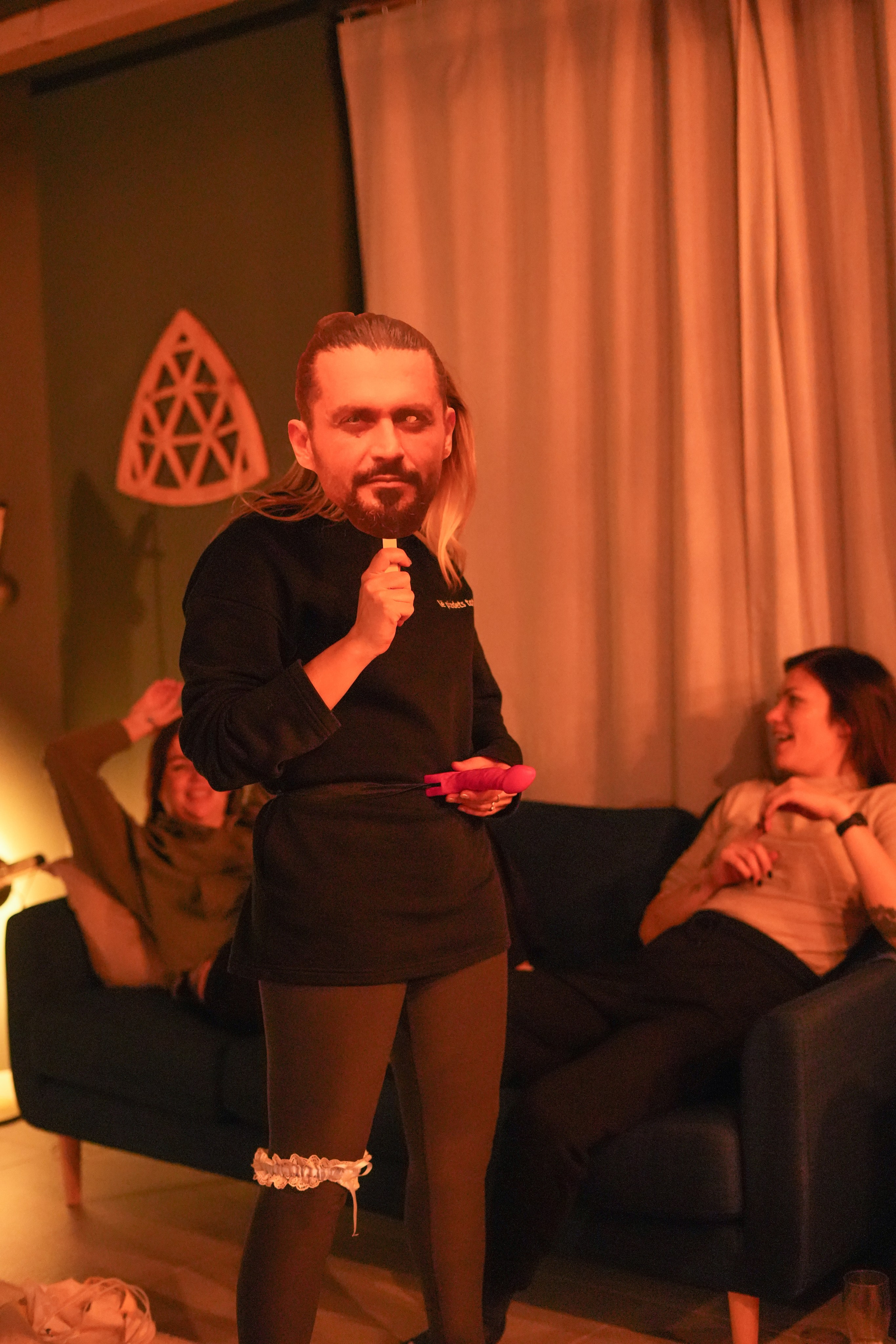 Stasy’s bachelorette party. Wedding Photographer in Barcelona and Medellin