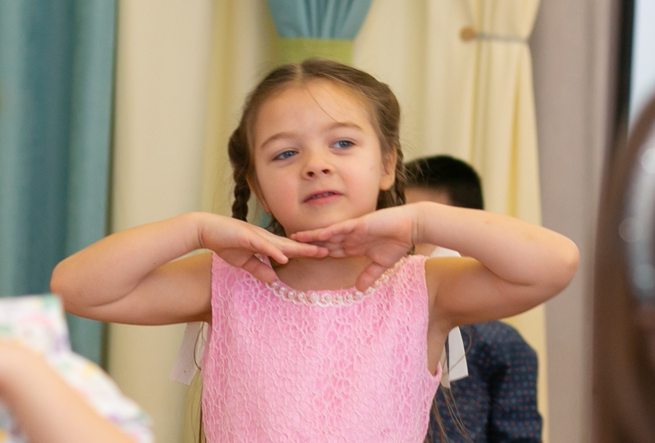 Выпускные и Утренники. Фотограф новорожденных и семейный фотограф НСО г. Бердск Марина Львова