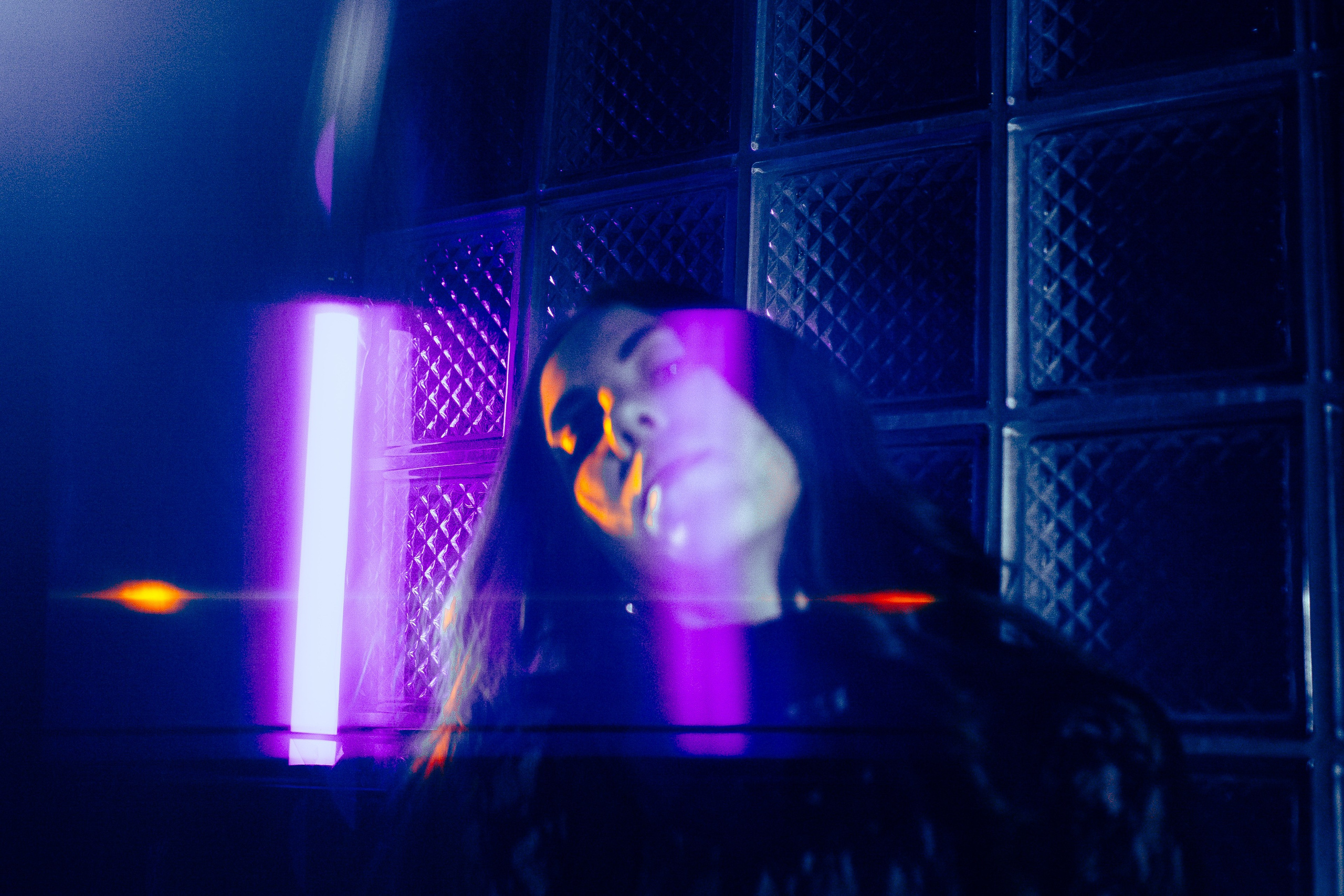 Танцуй. Сюрреализм. Чувственность. Арт-фотограф Крис Л. в Тобольске: портрет, семейные, свадьбы