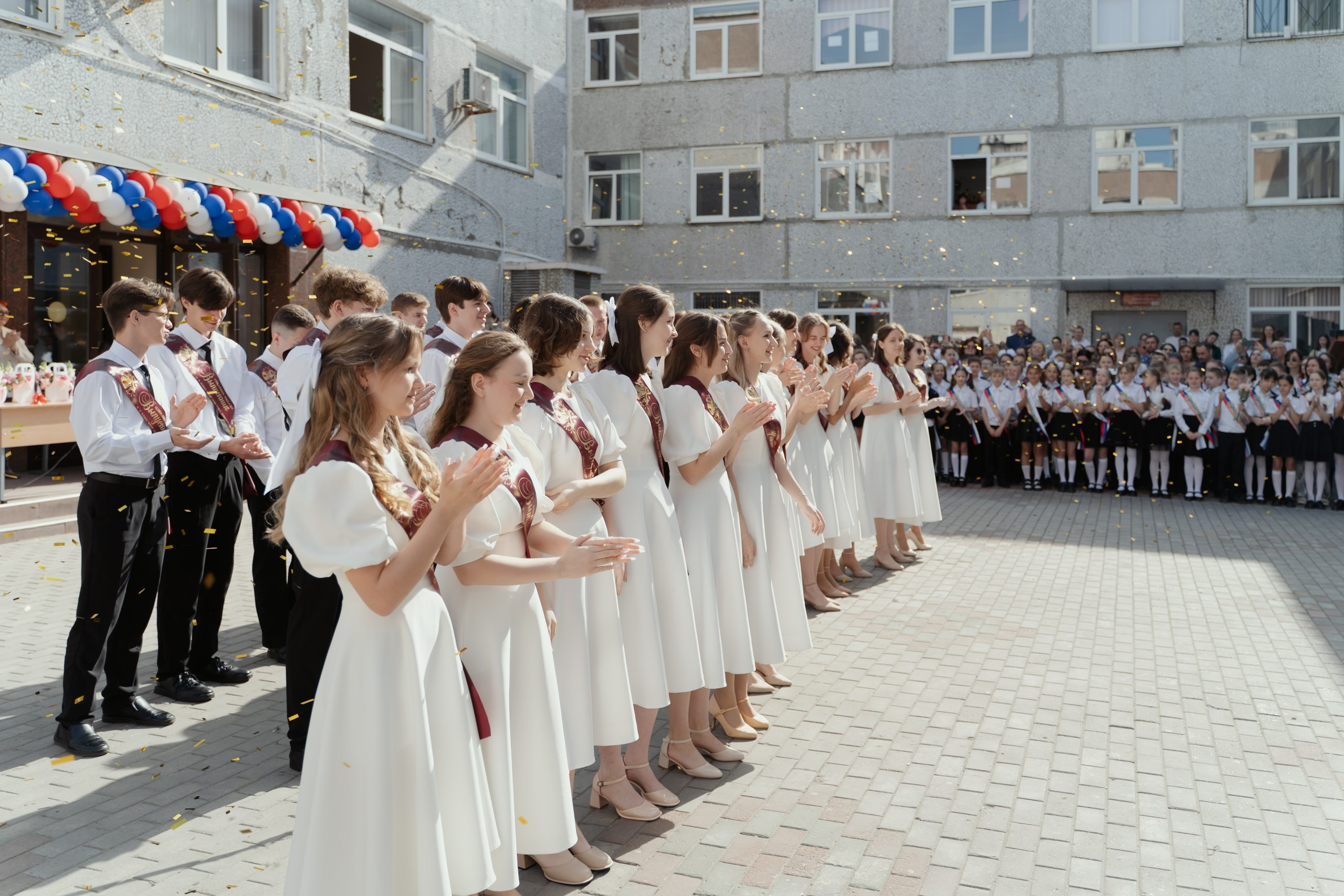 9 класс 33 школа. Выпускные альбомы Натальи Бутко: Новороссийск, Анапа, Геленджик