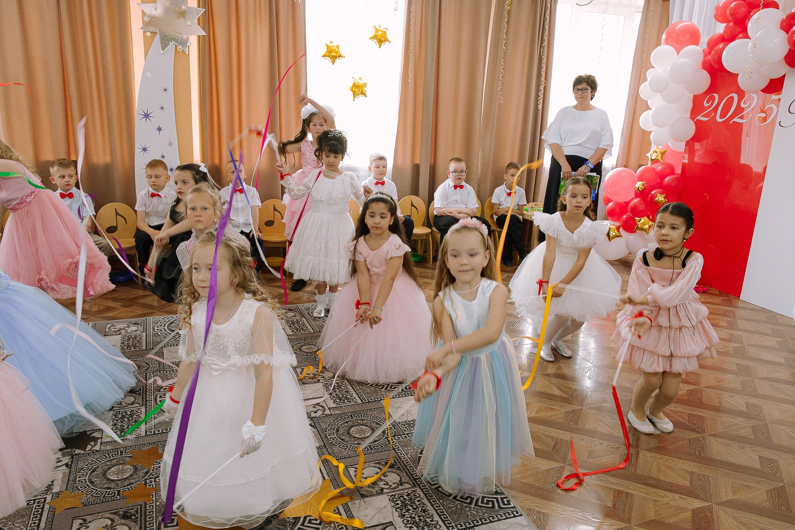 Выпускной в ДС 26. Выпускные альбомы Натальи Бутко: Новороссийск, Анапа, Геленджик