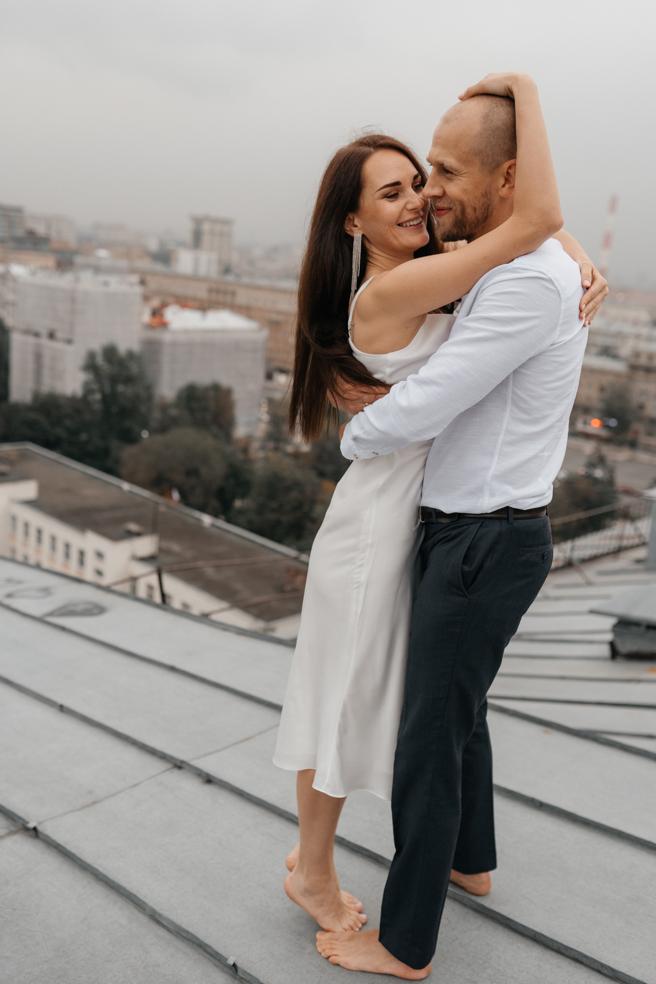 Свадебная прогулка «На крыше». Семейный и свадебный фотограф в Москве Виктория Махова