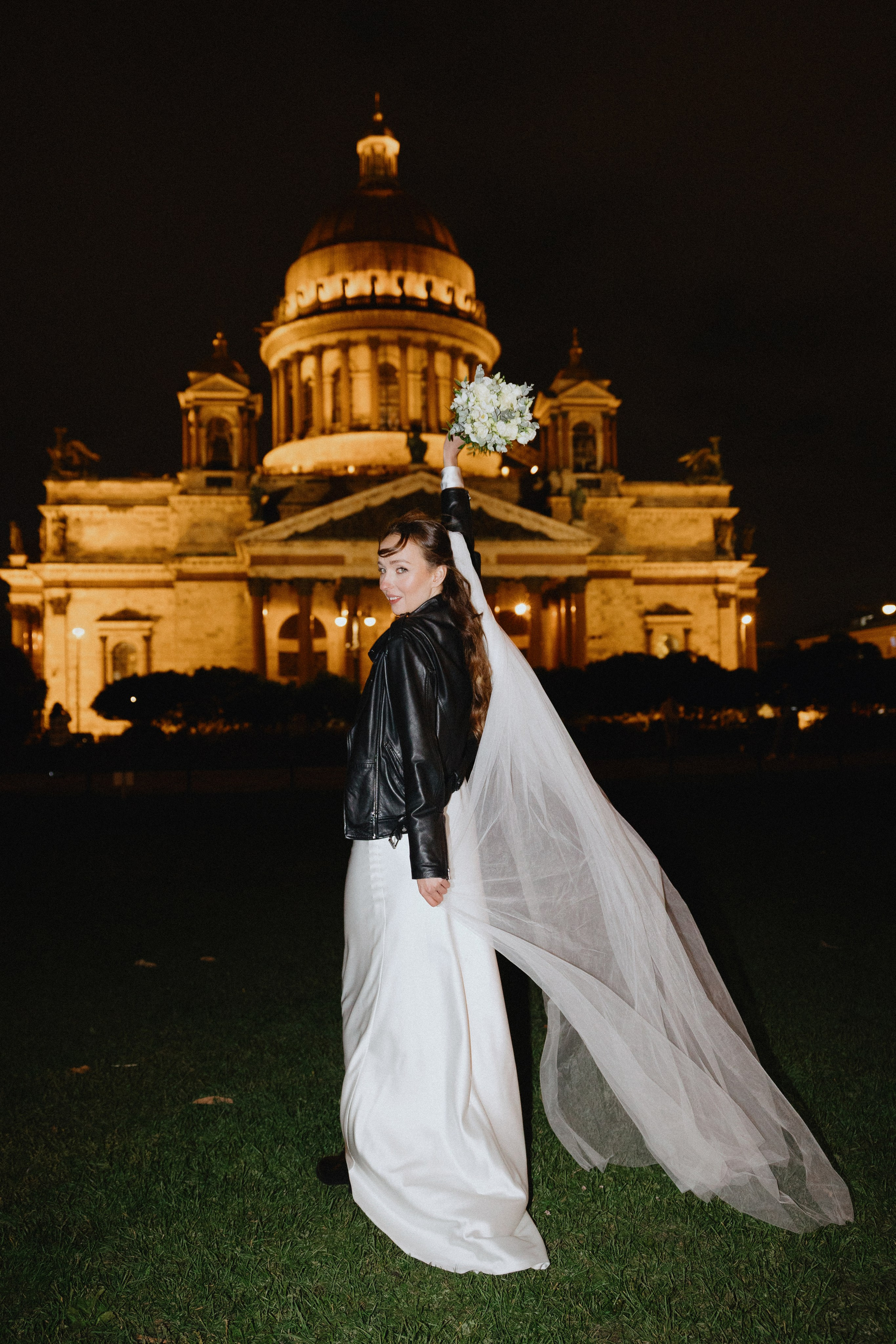 Свадебный фотограф в Санкт-Петербурге Рябикин Александр , занимаюсь св