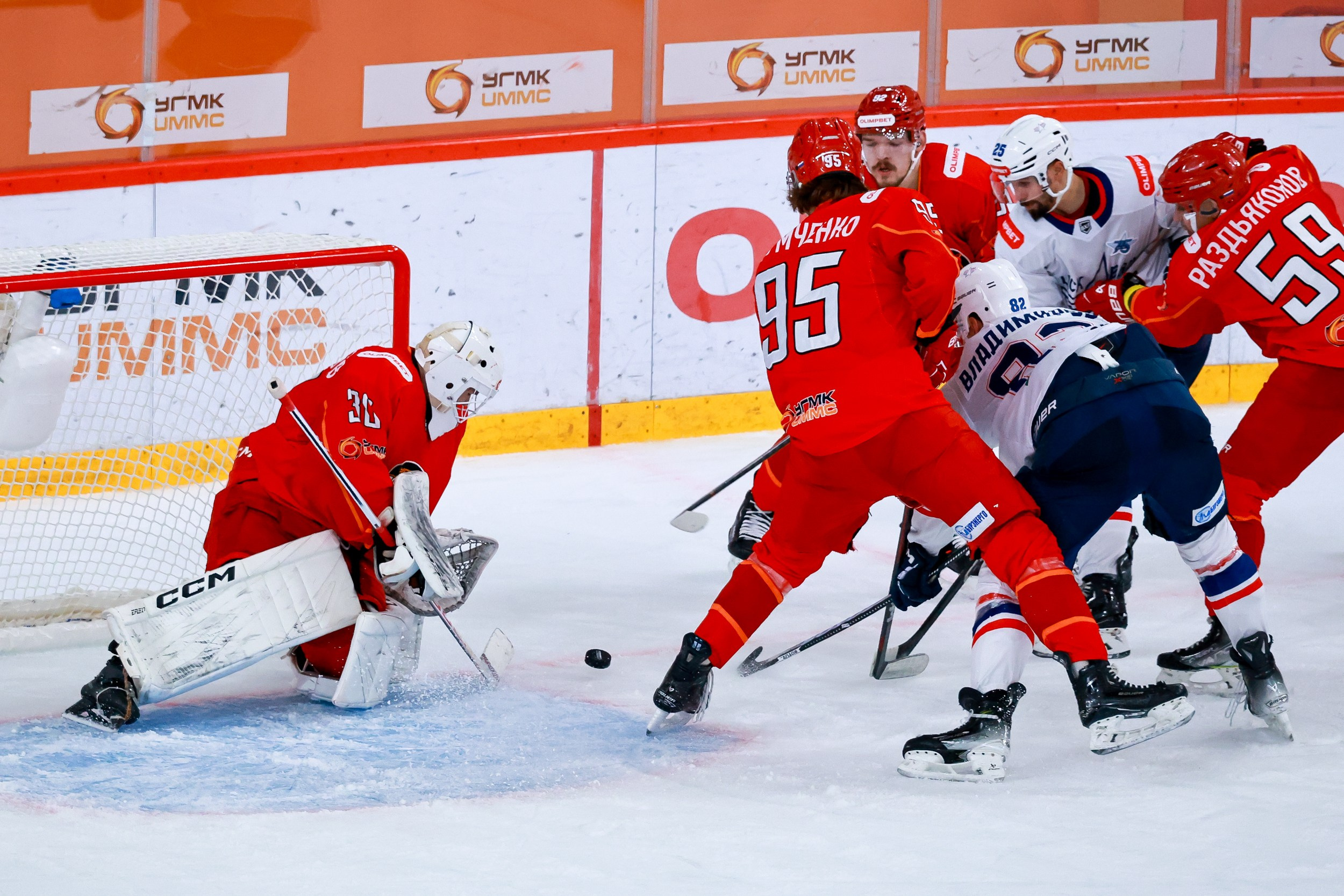 Хоккей. Спортивный и репортажный фотограф в Екатеринбурге Пустовая Аделя