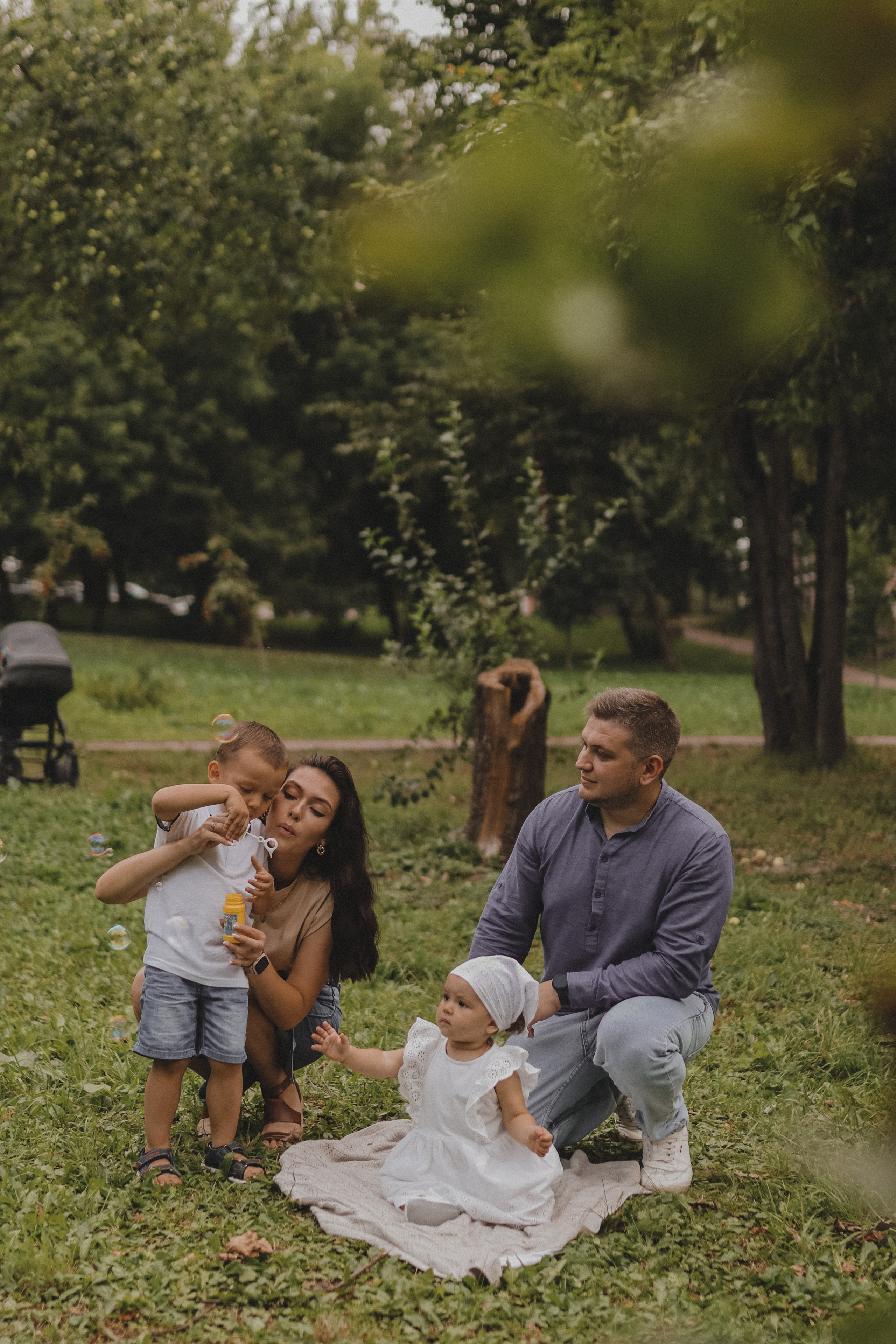 Июнь. Семья. Мыльные пузыри. Оксана Чистова свадебный фотограф | Москва и Питер