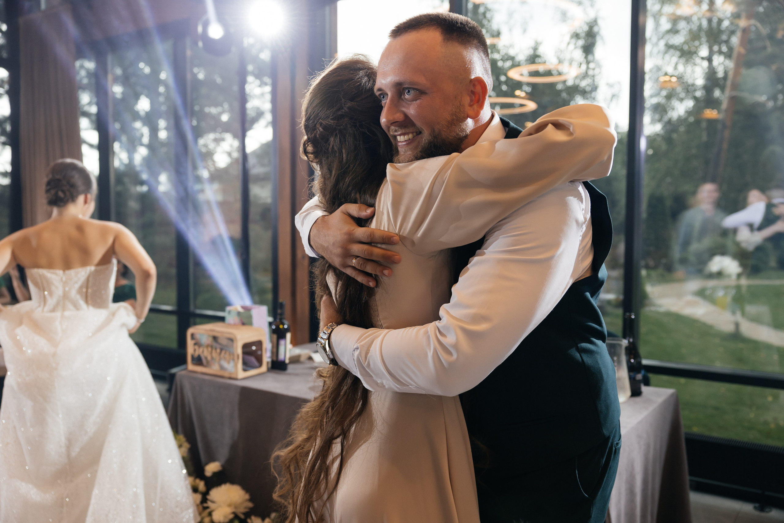 Свадебная история. Лесной Виладж. Свадебный и семейный фотограф Рассказова Виктория