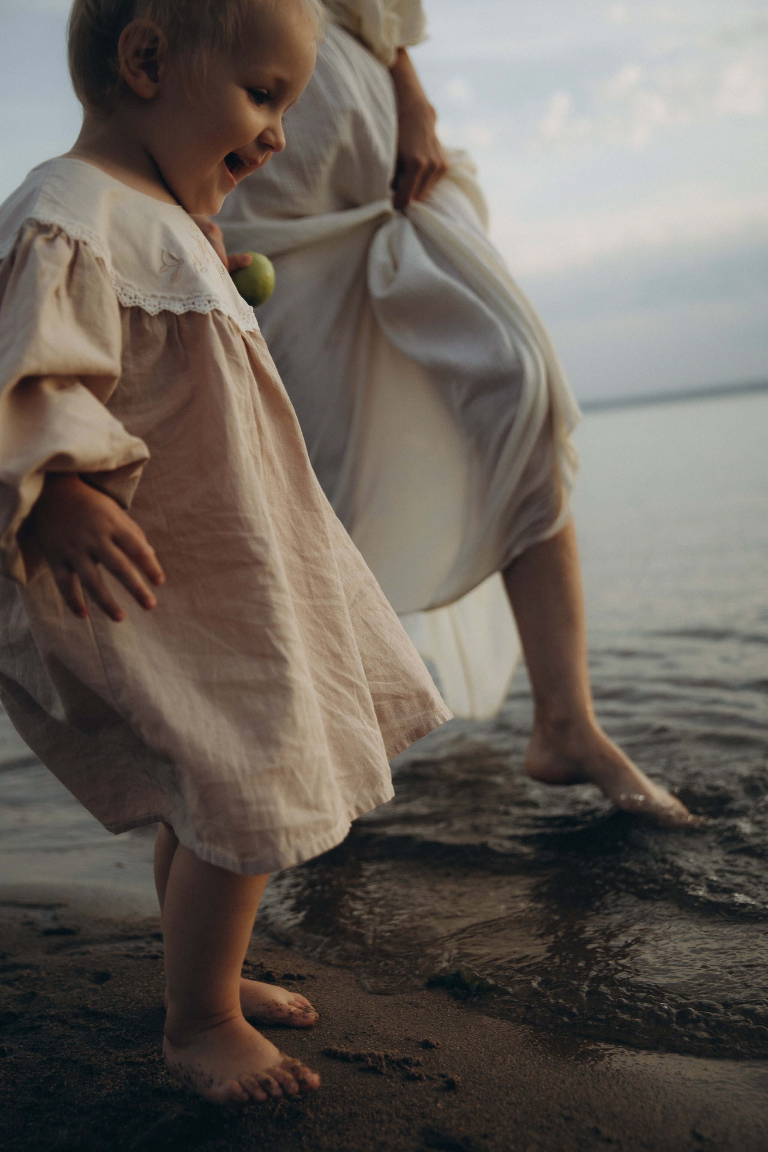 У озера. Фотограф  Челябинск Варвара Шарапова