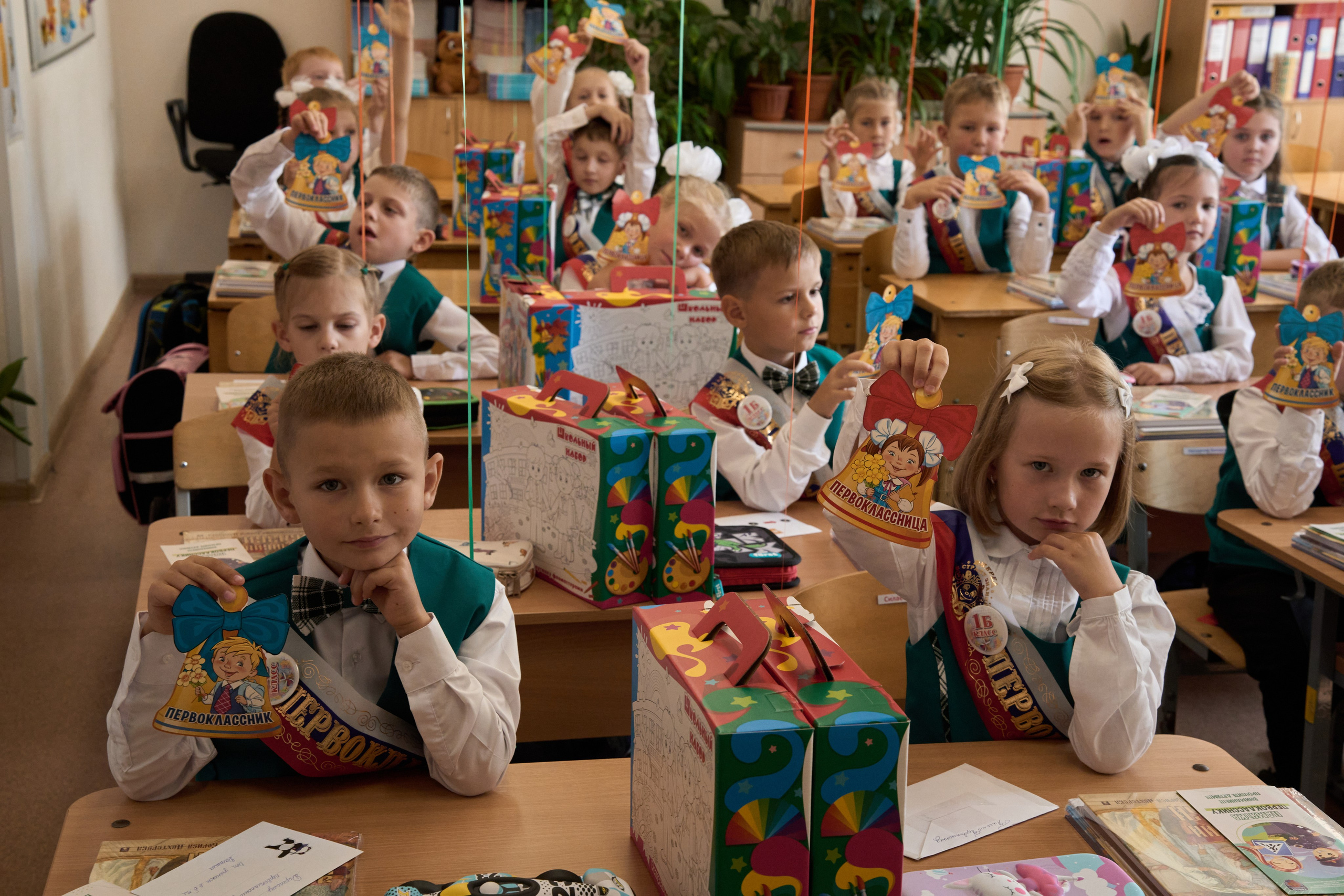 Школьная линейка. 1«Б». Фотограф в Санкт-Петербурге Настя Атом