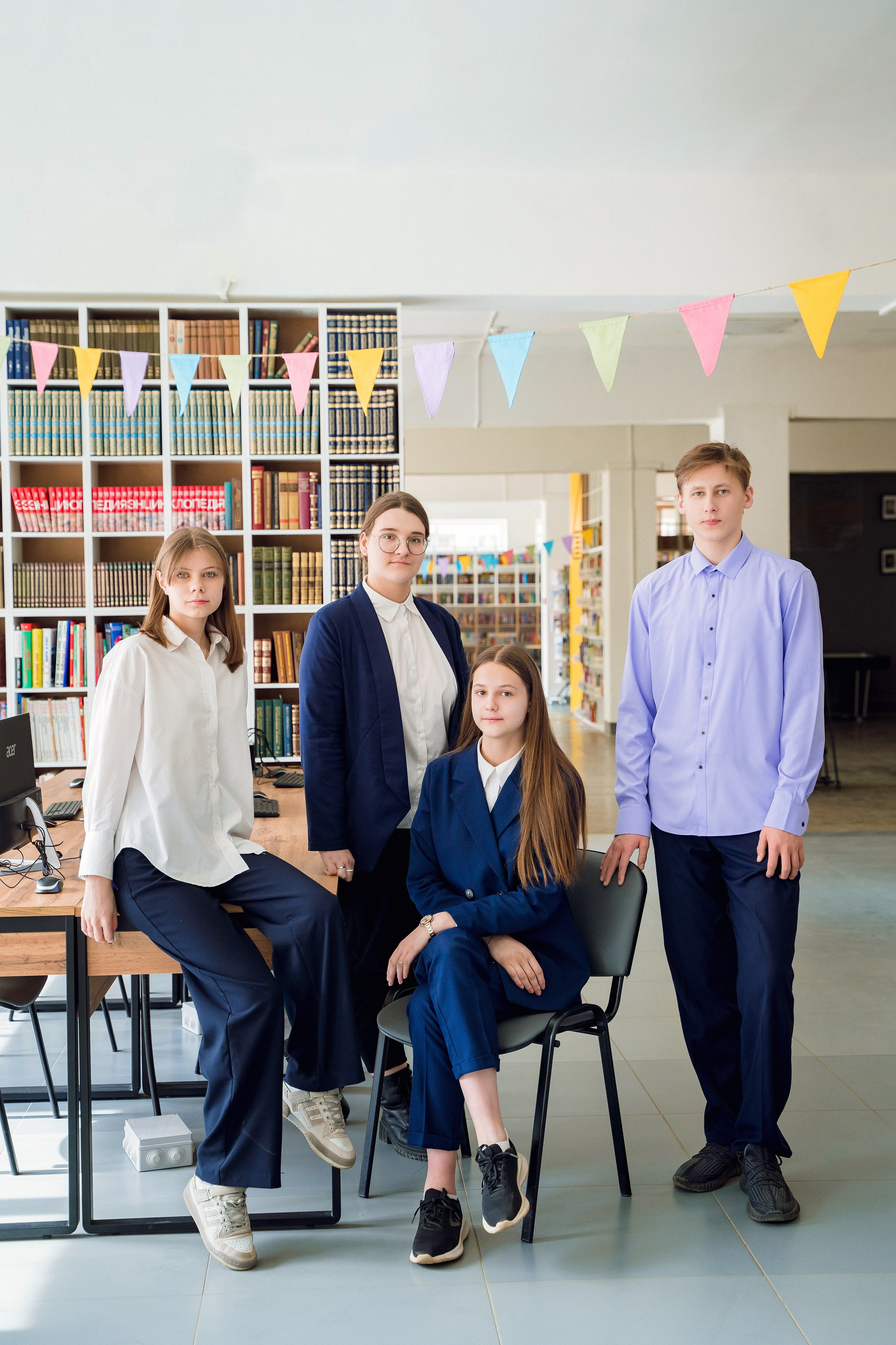 ФОТО СТАРШАЯ ШКОЛА. Выпускные альбомы ДНР, Донецк