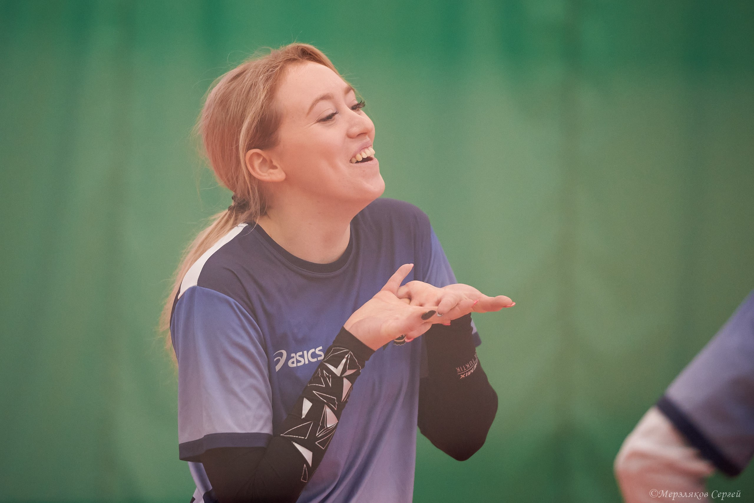 Новогодний волейбольный турнир. Ижевск. 16.12.23. Спортивный репортажный фотограф в Ижевске Сергей Мерзляков