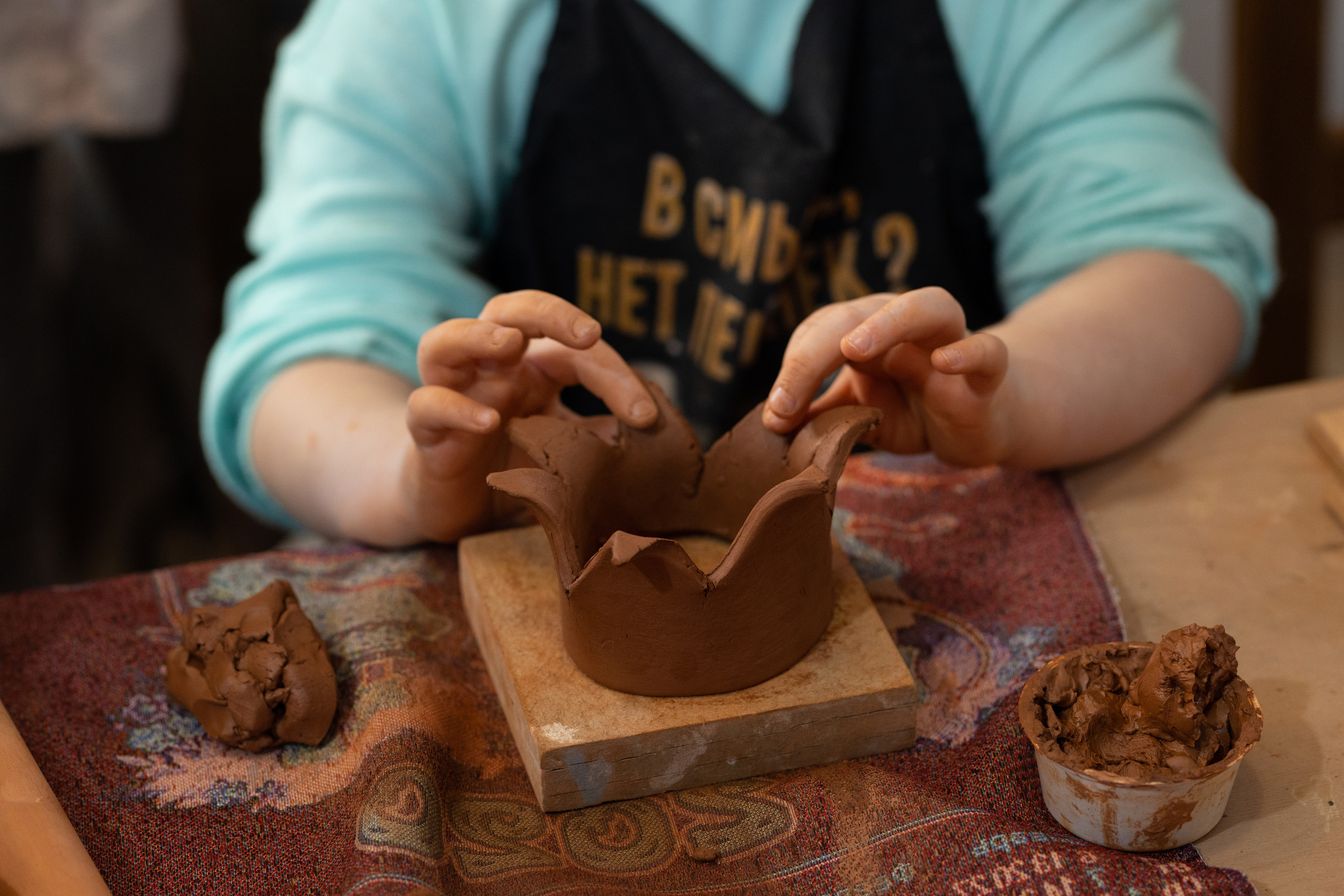 День рождения в студии керамики. Семейный и свадебный фотограф в Санкт-Петербурге Татьяна Швыкова