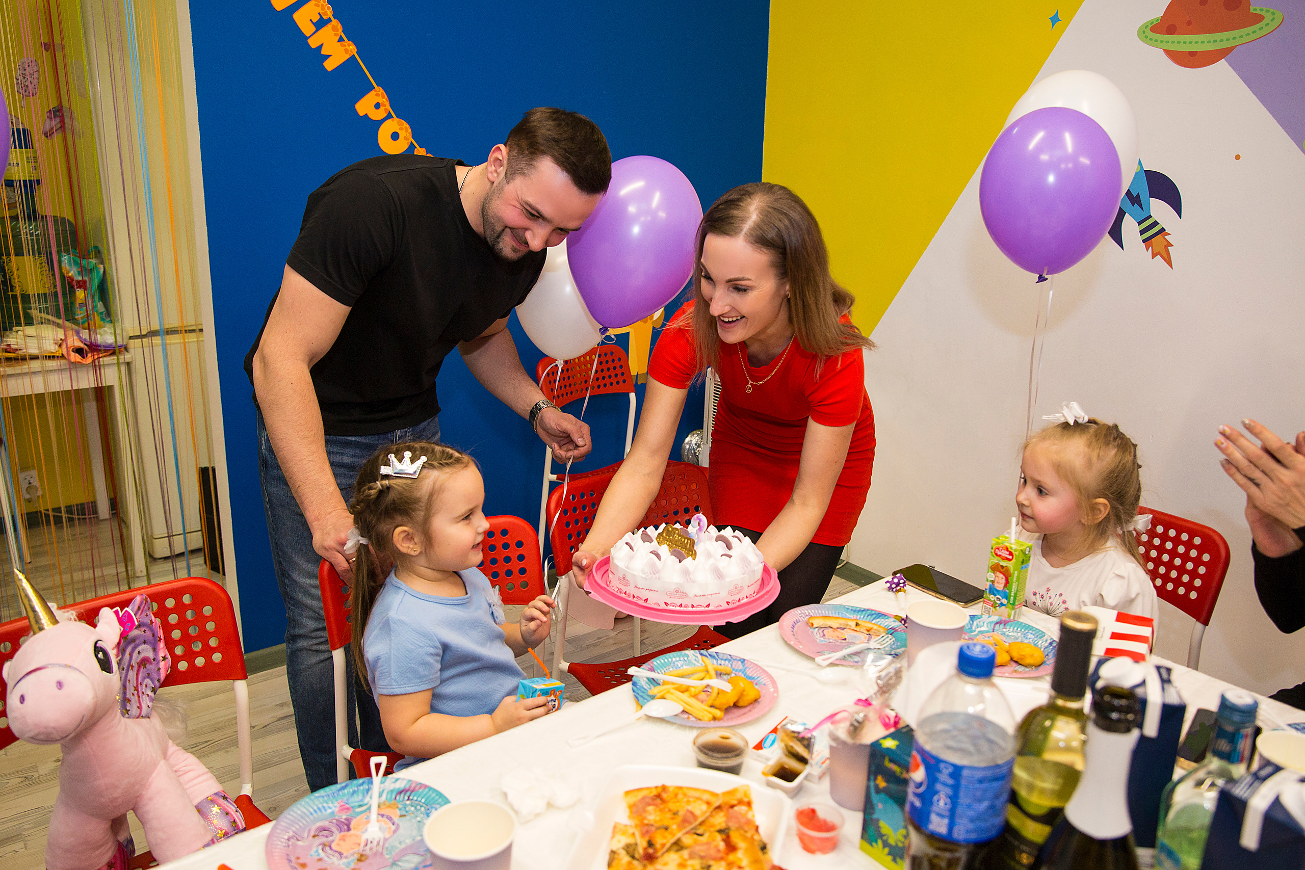 День рождения в игровой комнате. Семейный и свадебный фотограф в Санкт-Петербурге Татьяна Швыкова