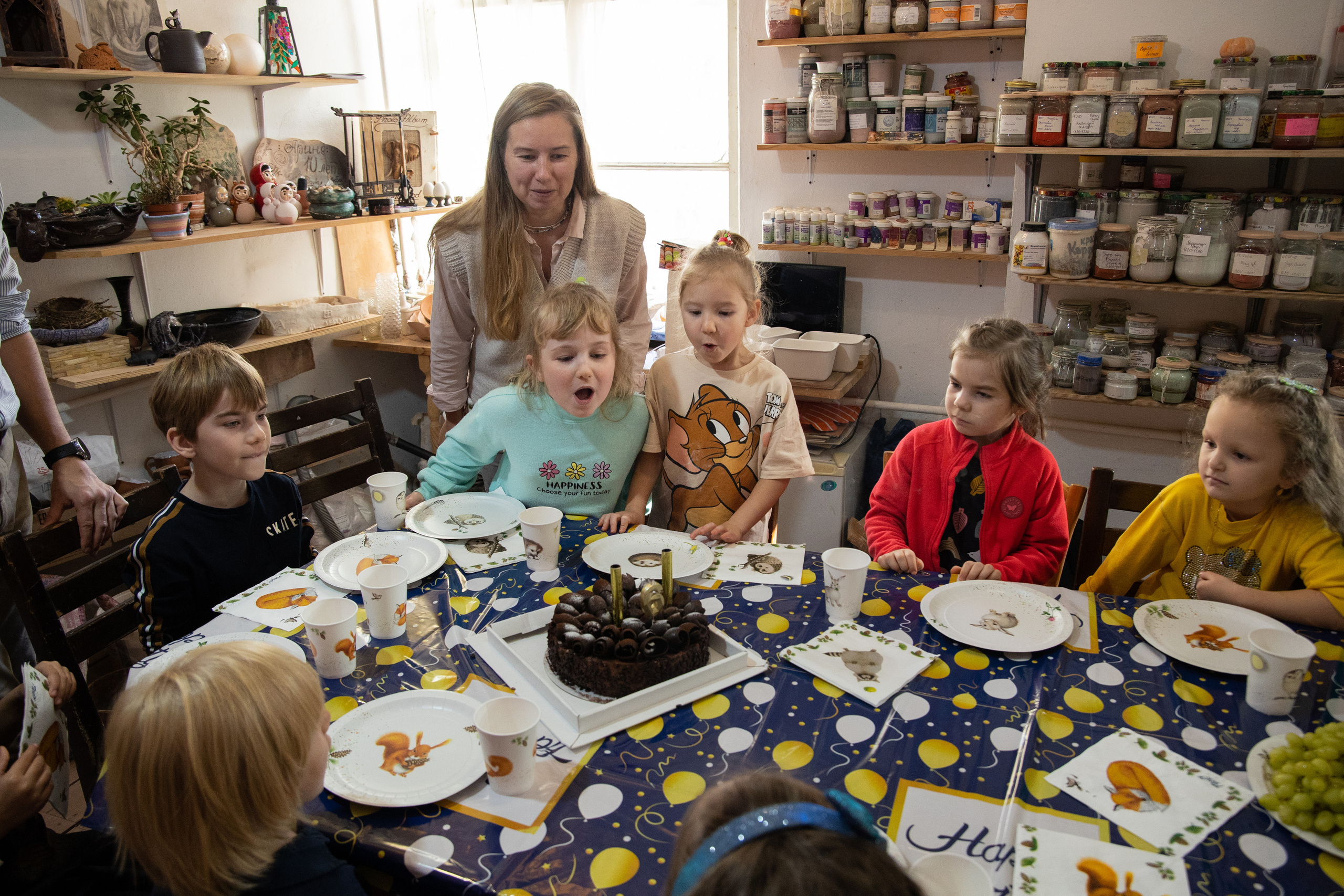 День рождения в студии керамики. Семейный и свадебный фотограф в Санкт-Петербурге Татьяна Швыкова