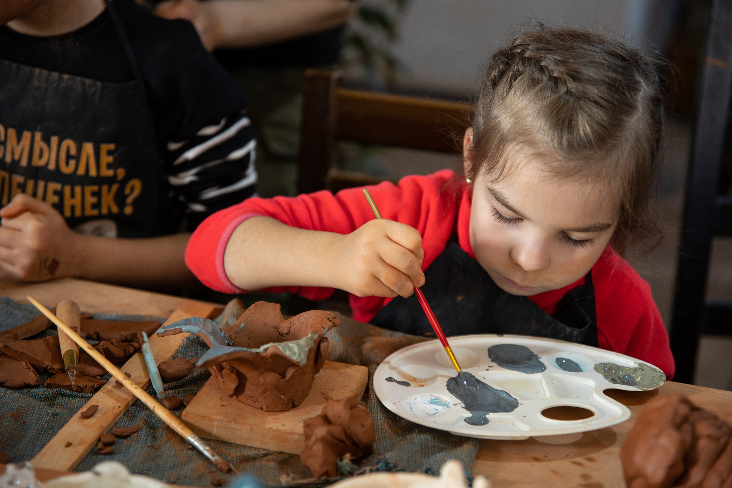День рождения в студии керамики. Семейный и свадебный фотограф в Санкт-Петербурге Татьяна Швыкова
