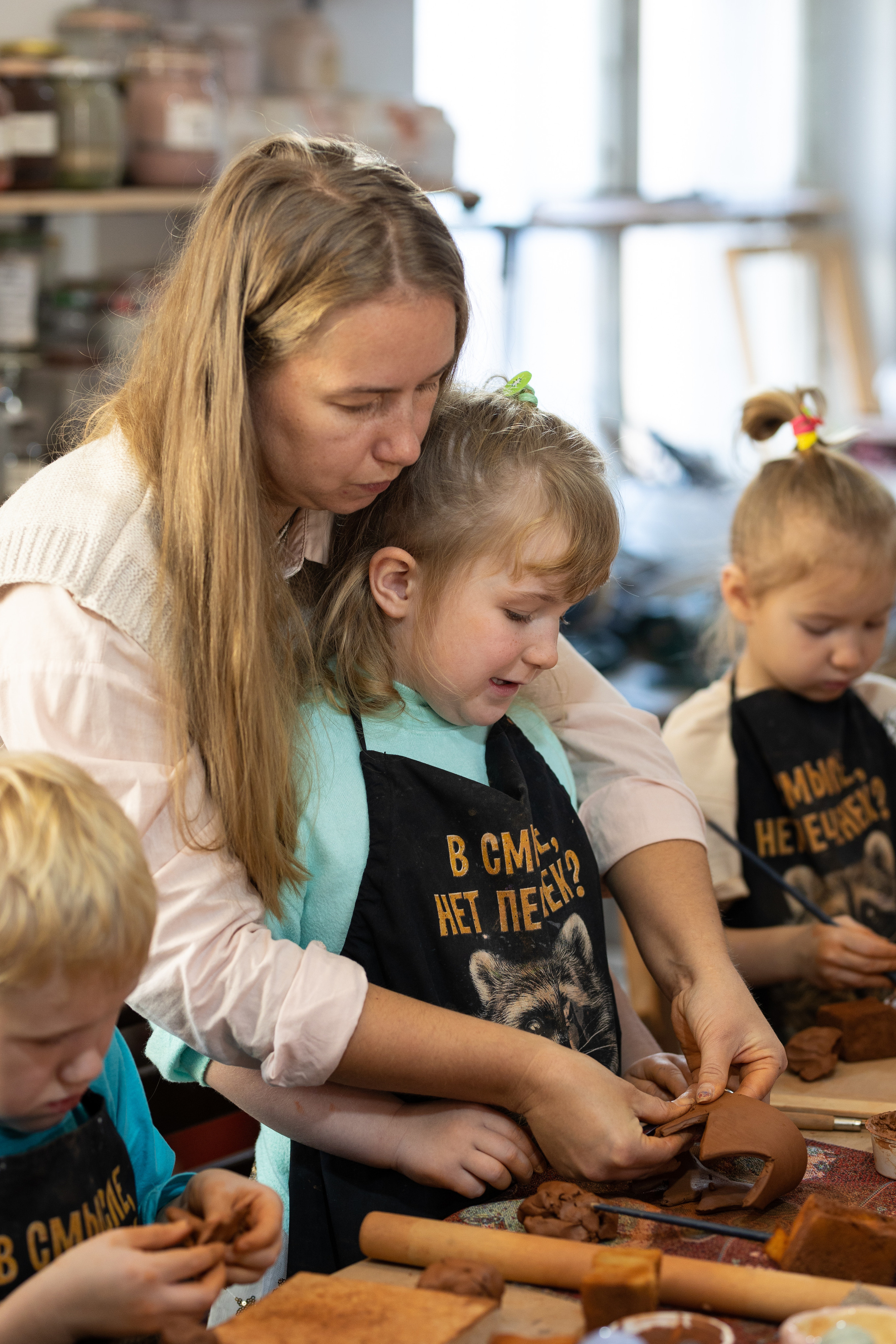 День рождения в студии керамики. Семейный и свадебный фотограф в Санкт-Петербурге Татьяна Швыкова